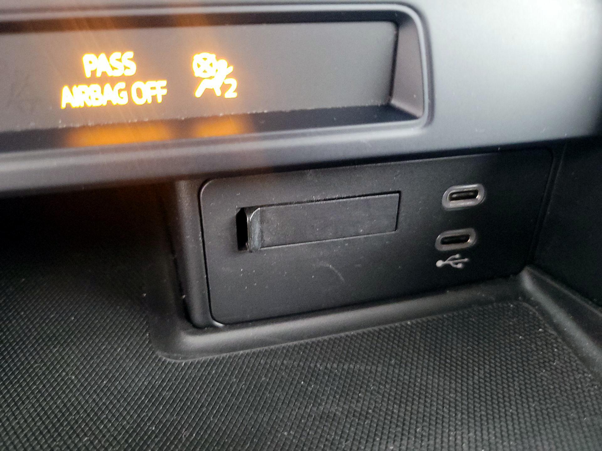 Thumbnail: 2024 Mazda MX-5 Miata - 18