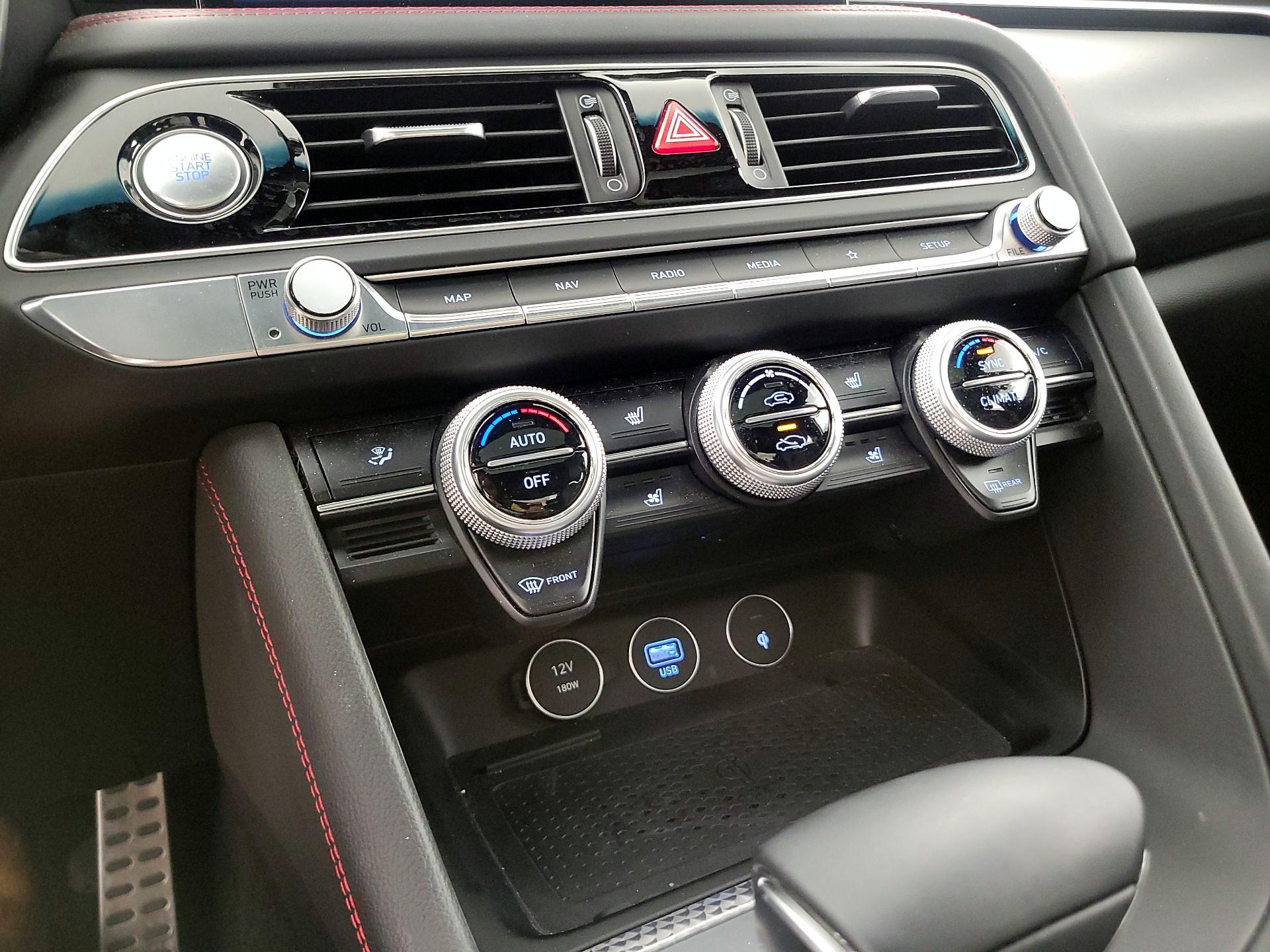 Thumbnail: 2023 Genesis G70 - 17