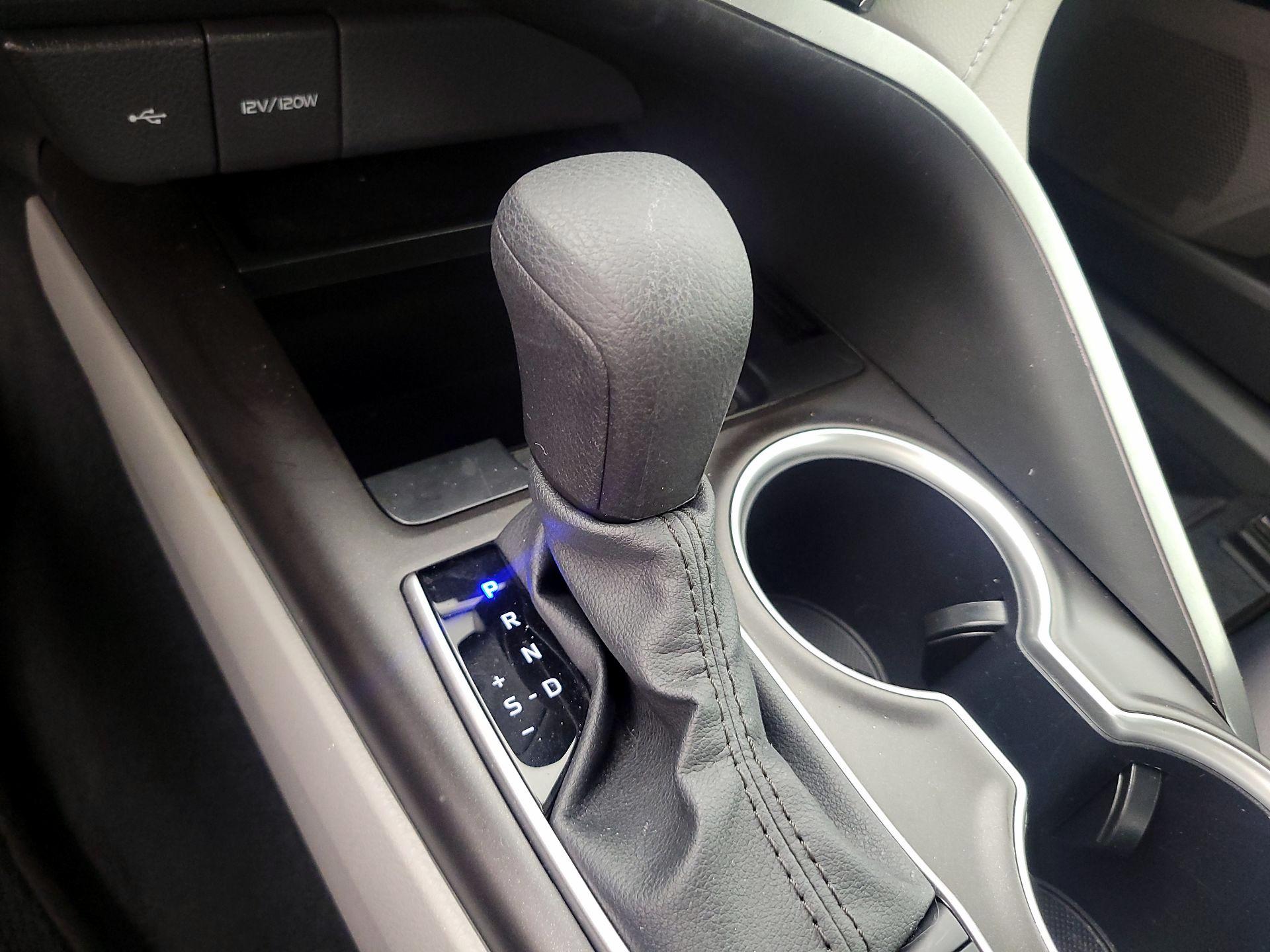 Thumbnail: 2024 Toyota Camry - 17