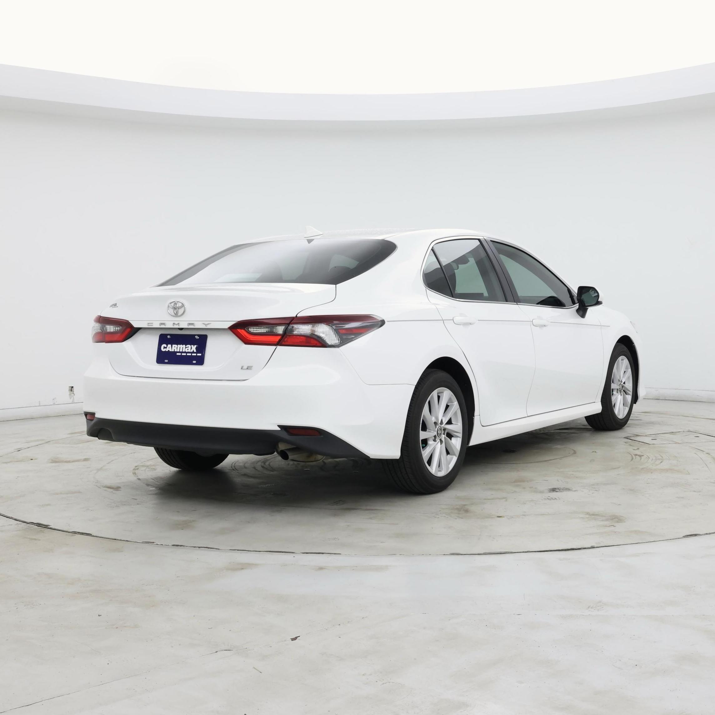 Thumbnail: 2024 Toyota Camry - 8