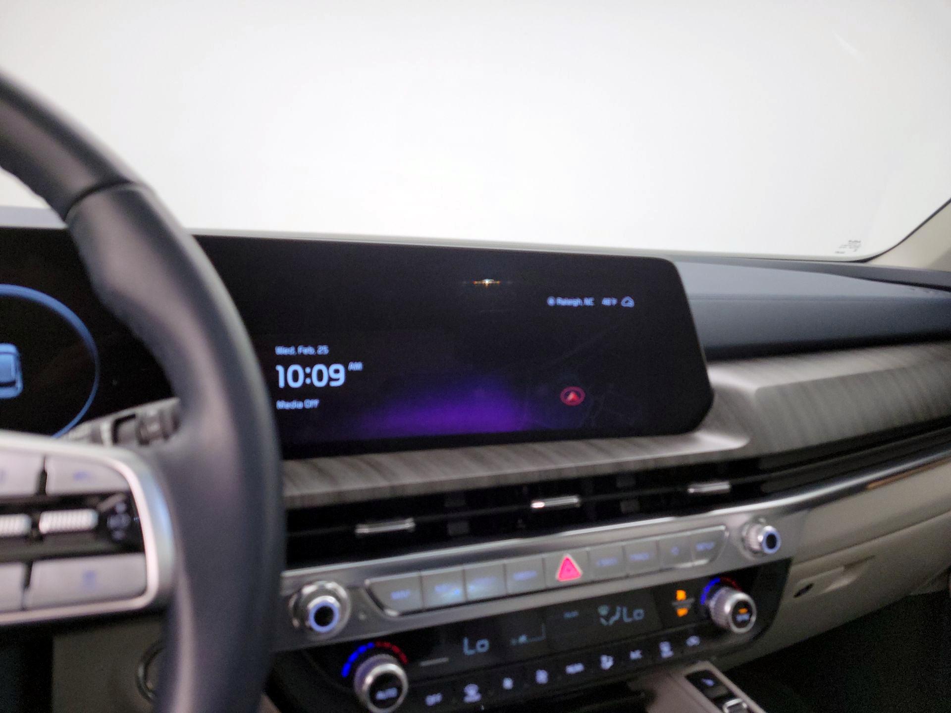 Thumbnail: 2025 Kia Telluride - 15