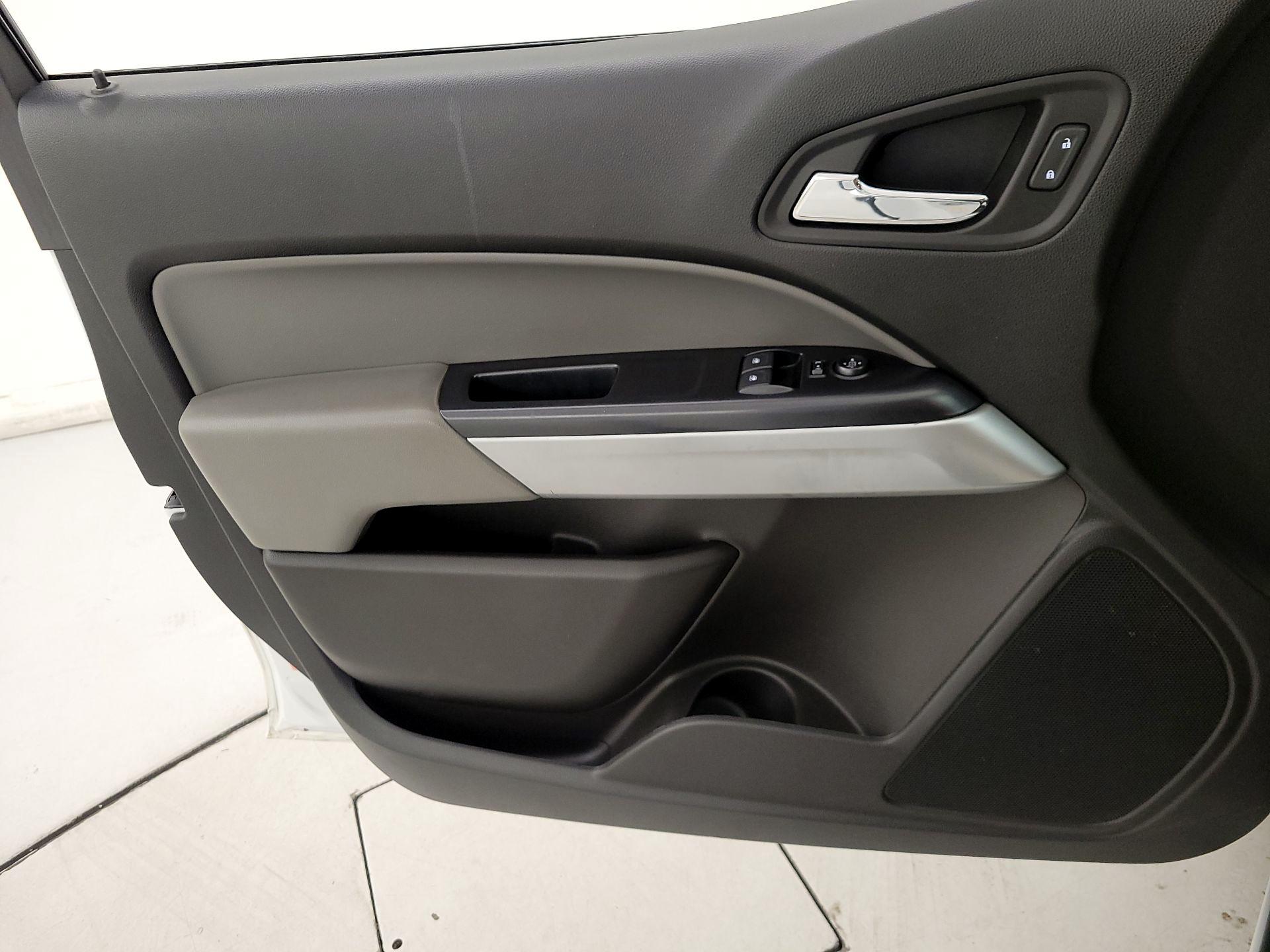 Thumbnail: 2020 Chevrolet Colorado - 12