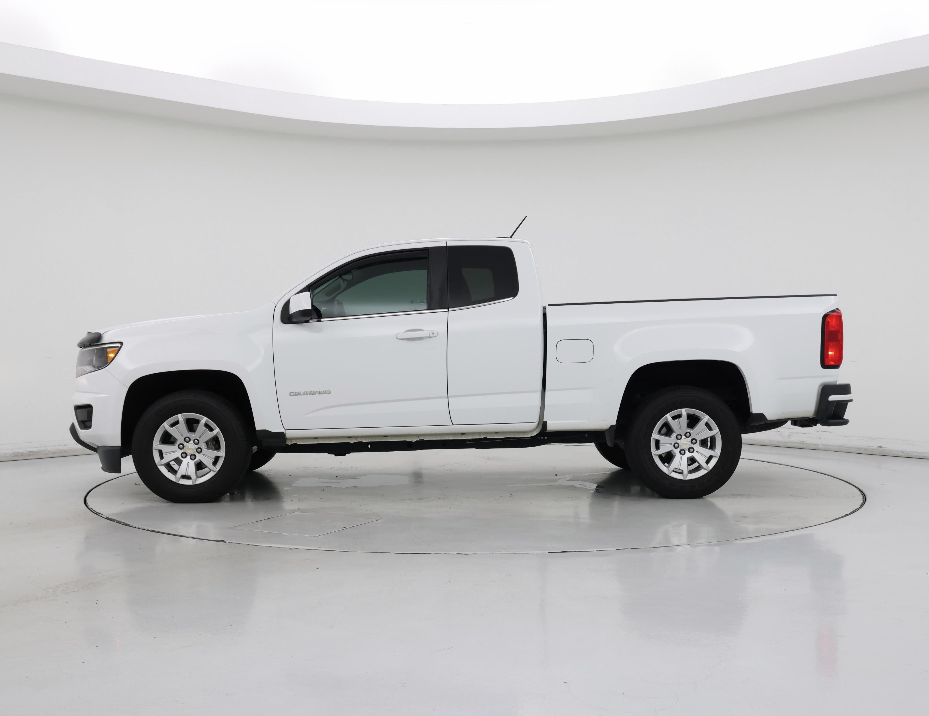 Thumbnail: 2020 Chevrolet Colorado - 3