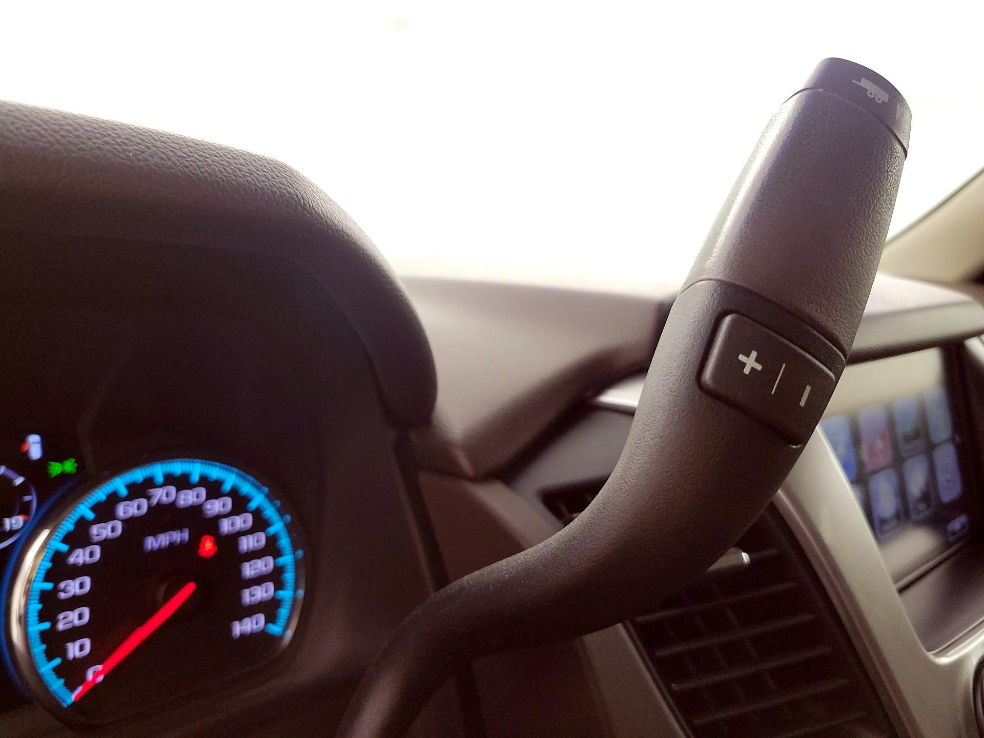 Thumbnail: 2018 Chevrolet Tahoe - 18