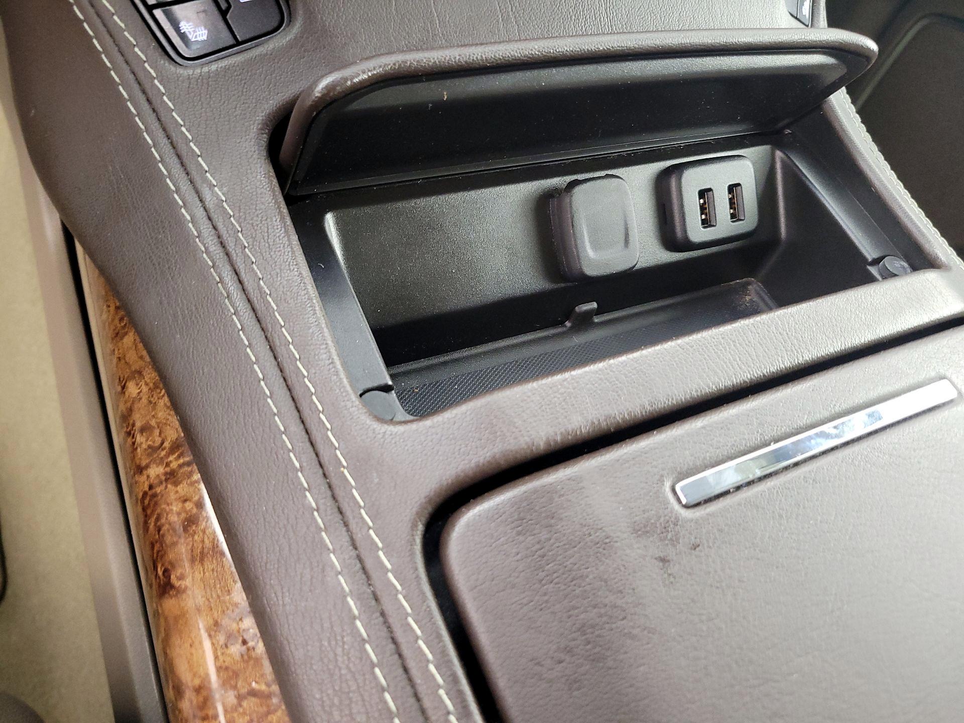 Thumbnail: 2018 Chevrolet Tahoe - 19