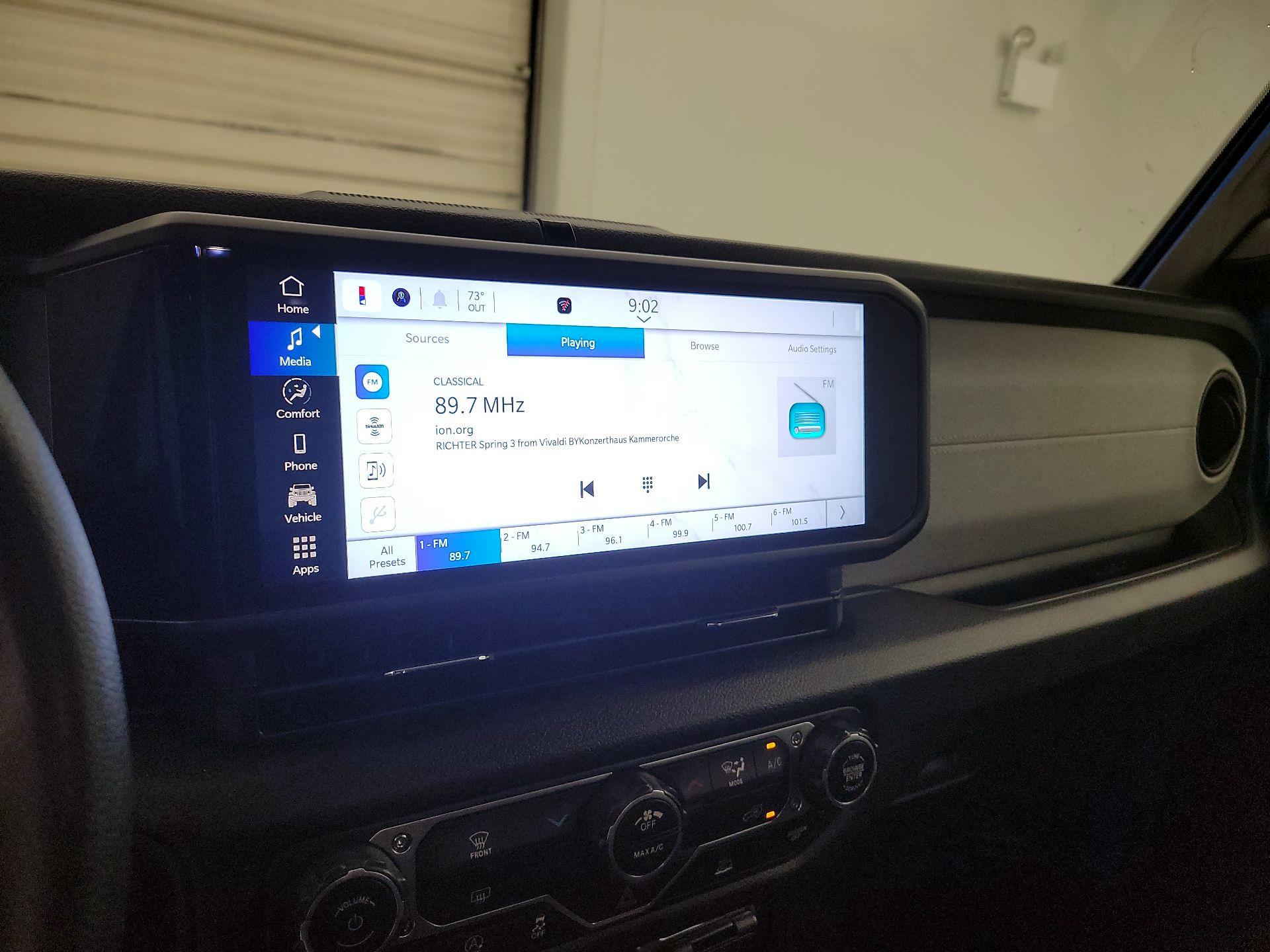 Thumbnail: 2025 Jeep Gladiator - 15