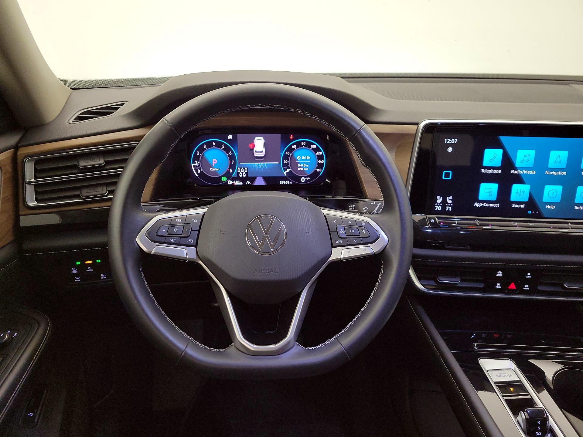 Thumbnail: 2025 Volkswagen Atlas - 10