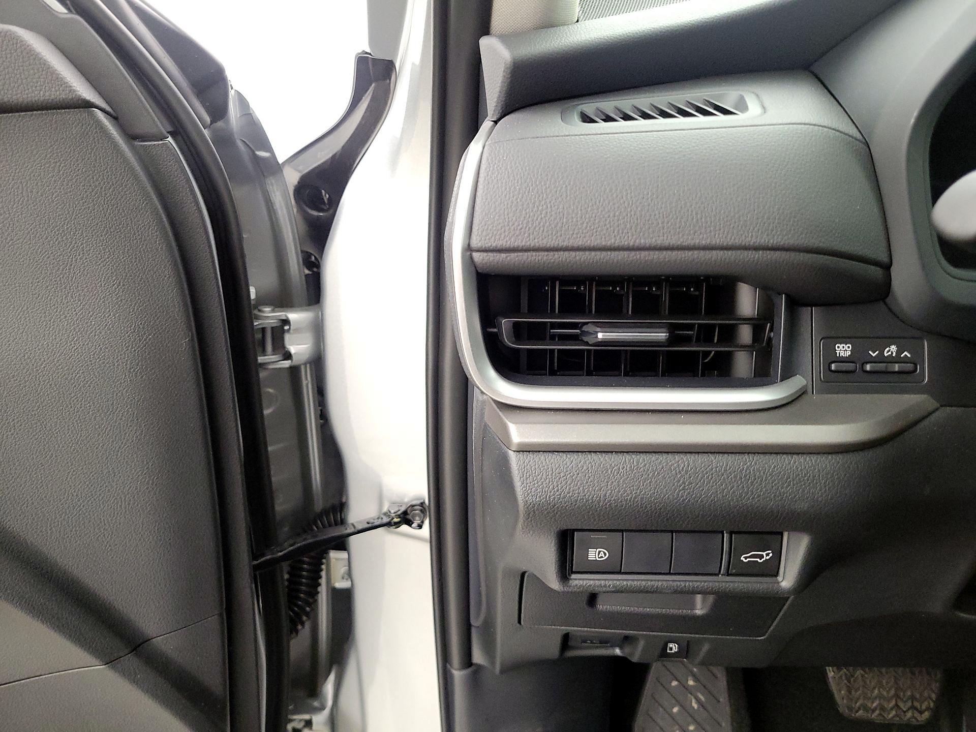 Thumbnail: 2026 Toyota Grand Highlander - 13