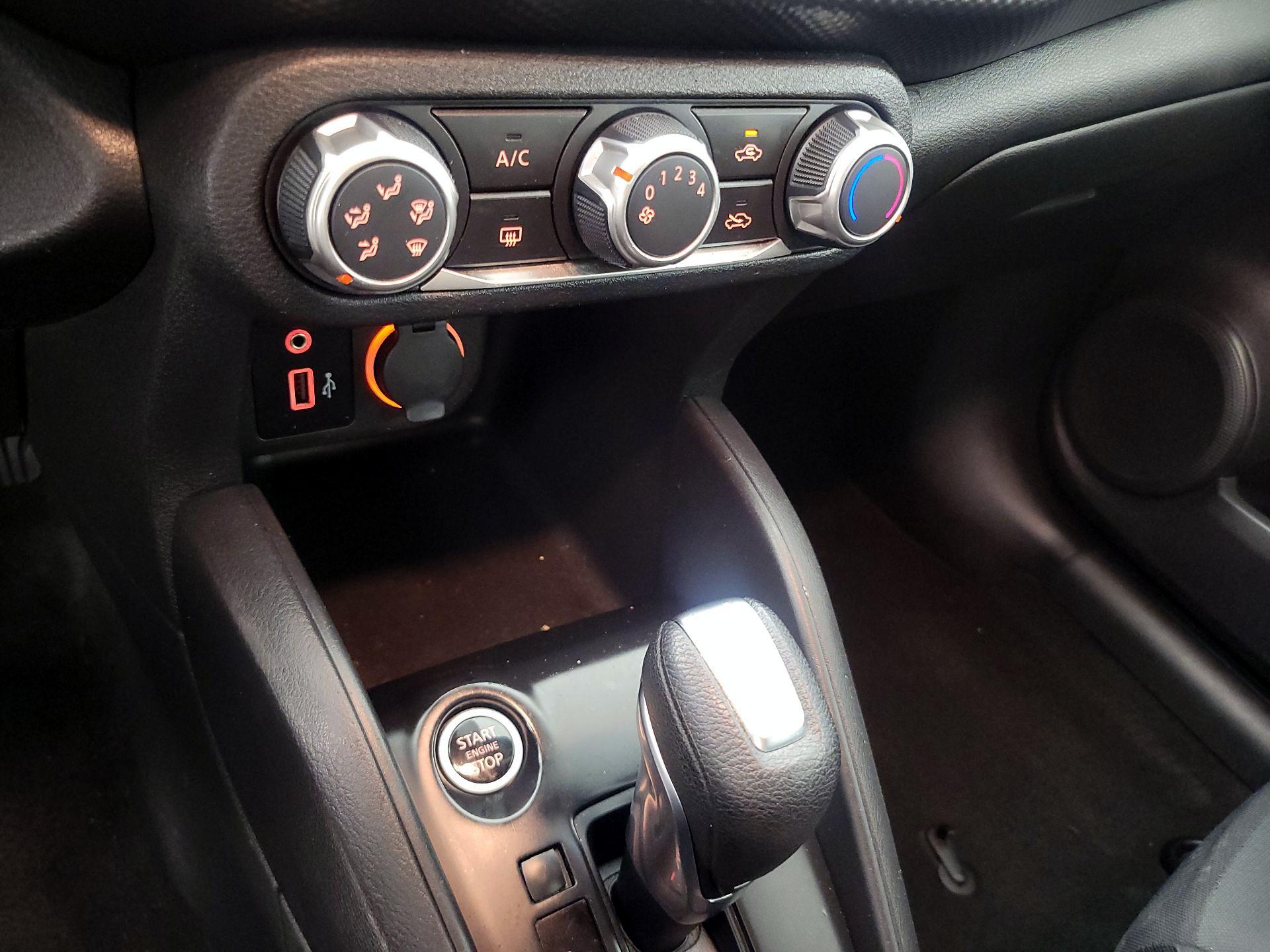 Thumbnail: 2023 Nissan Kicks - 16