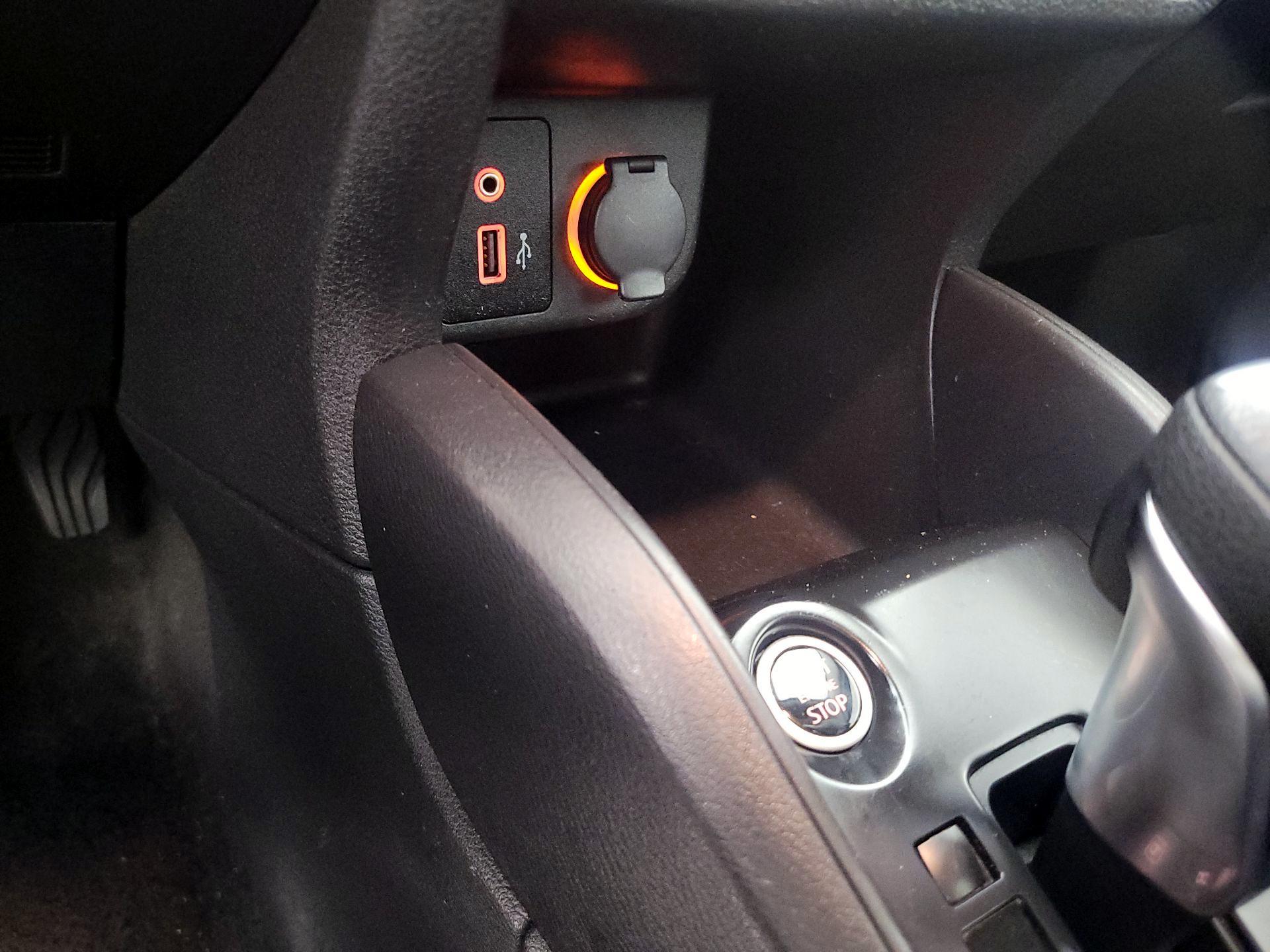 Thumbnail: 2023 Nissan Kicks - 18