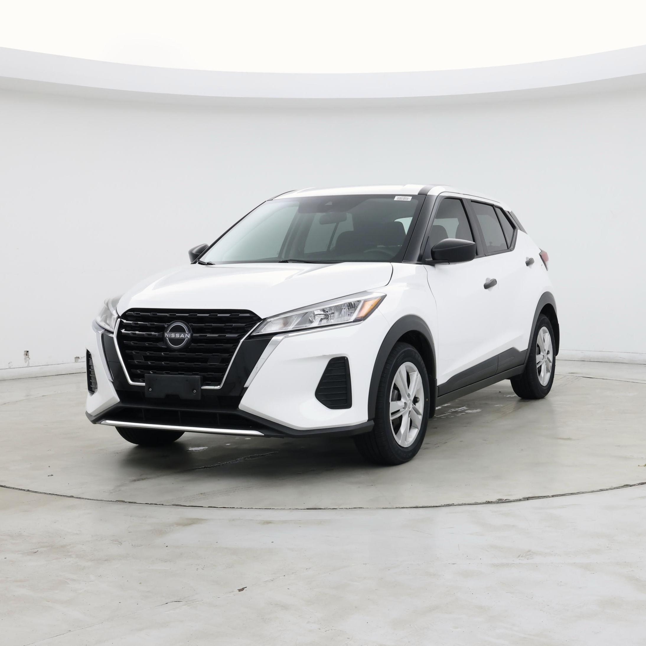 Thumbnail: 2023 Nissan Kicks - 4