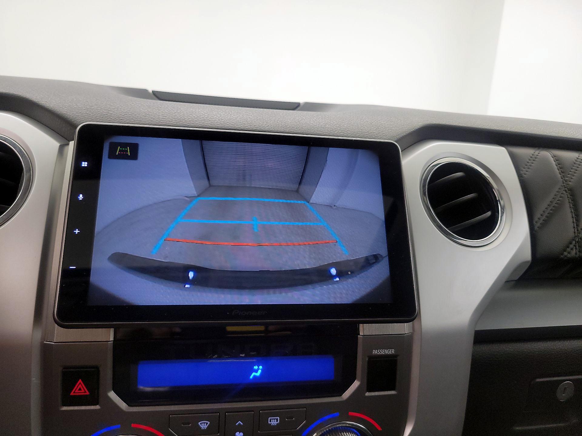 Thumbnail: 2016 Toyota Tundra - 14