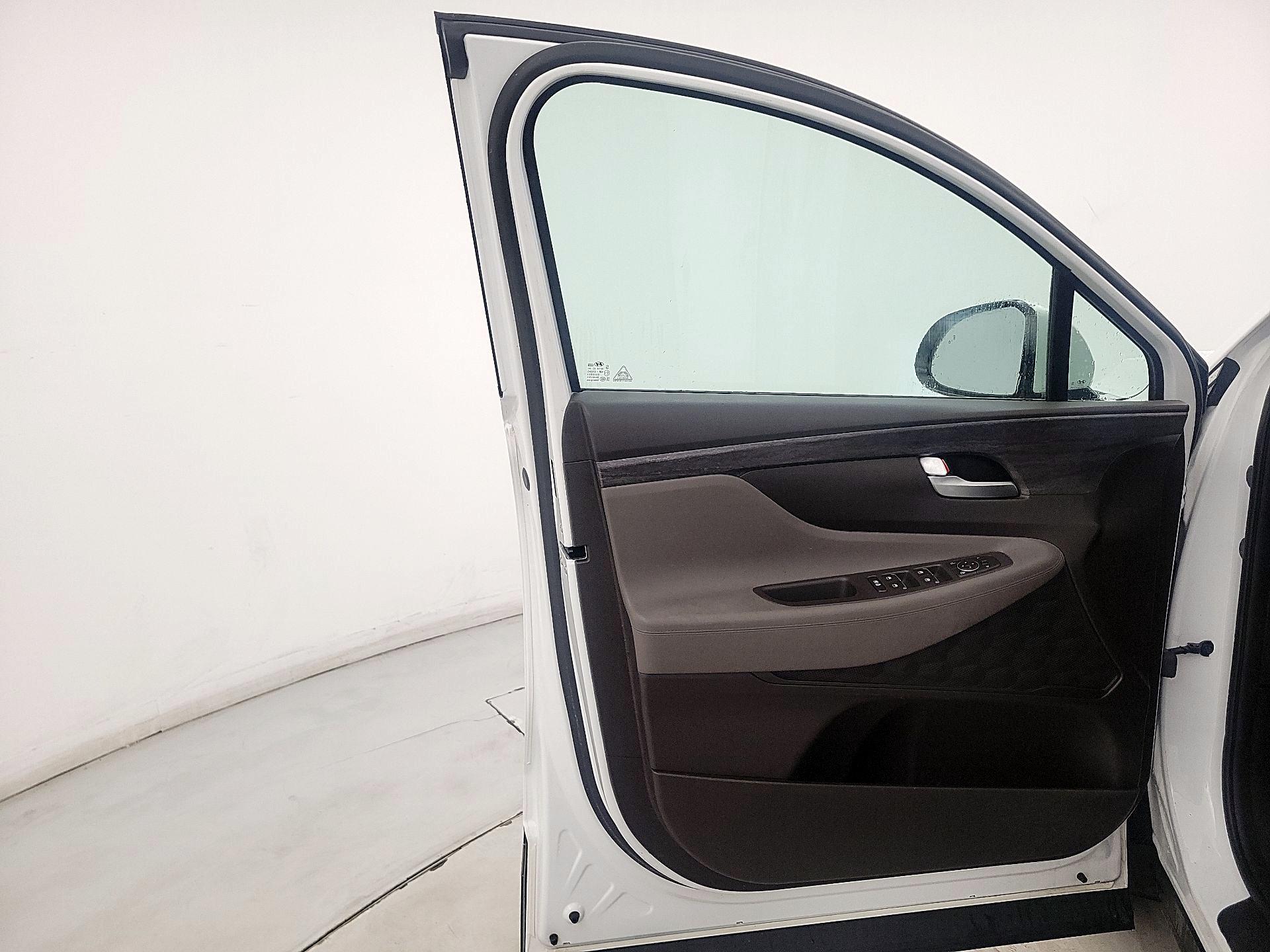 Thumbnail: 2020 Hyundai Santa Fe - 12