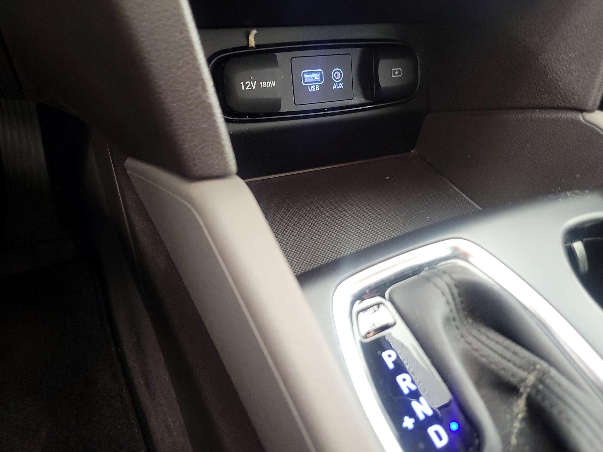 Thumbnail: 2020 Hyundai Santa Fe - 18