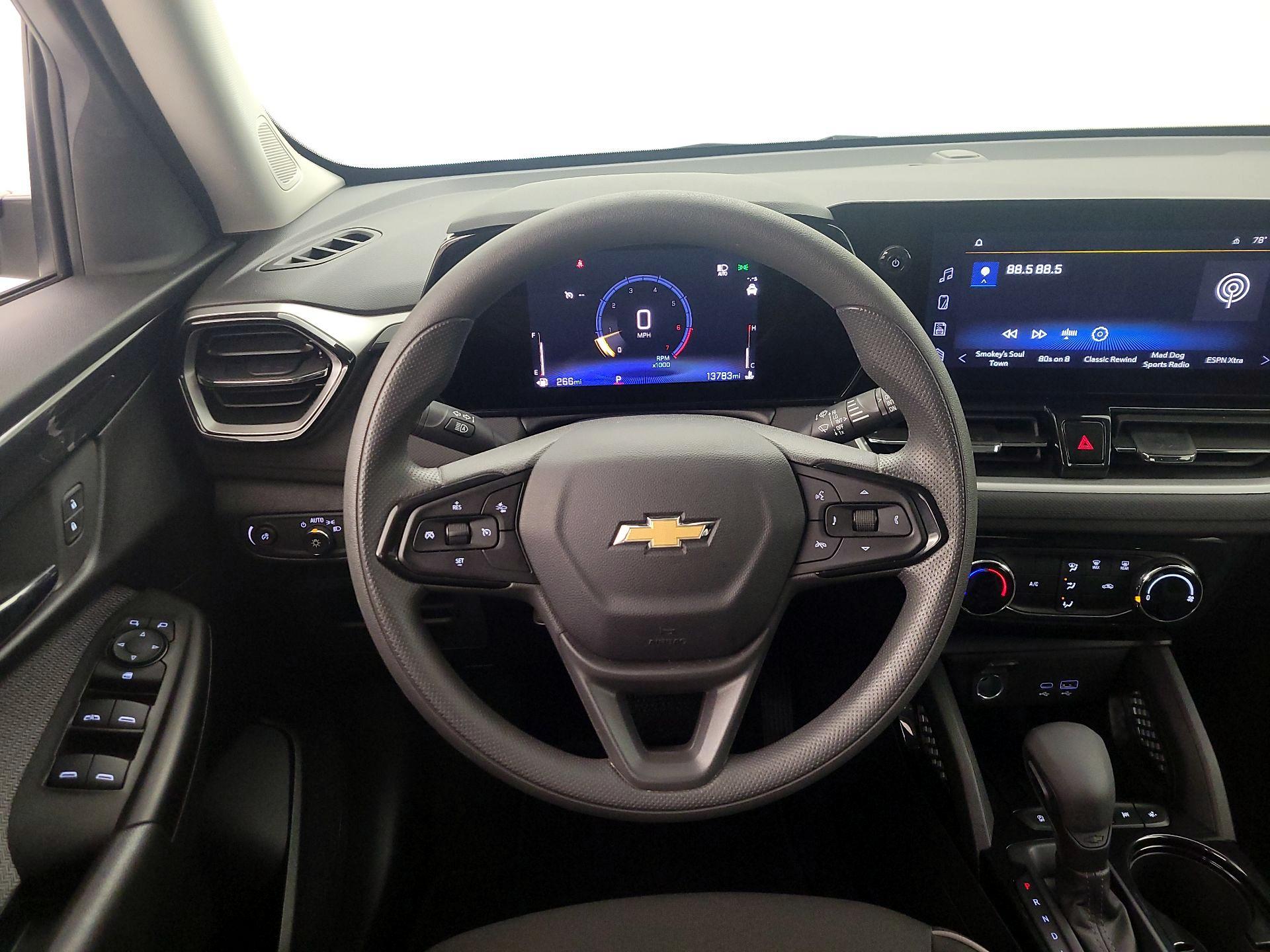 Thumbnail: 2025 Chevrolet TrailBlazer - 10