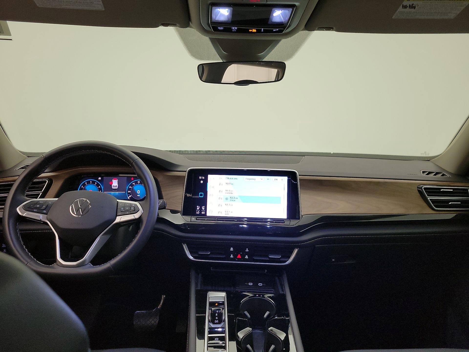 Thumbnail: 2025 Volkswagen Atlas - 9