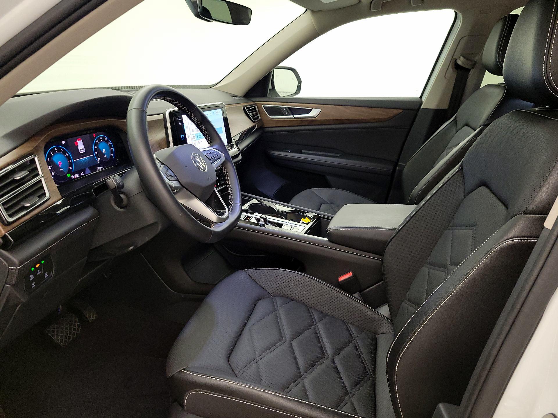 Thumbnail: 2025 Volkswagen Atlas - 11