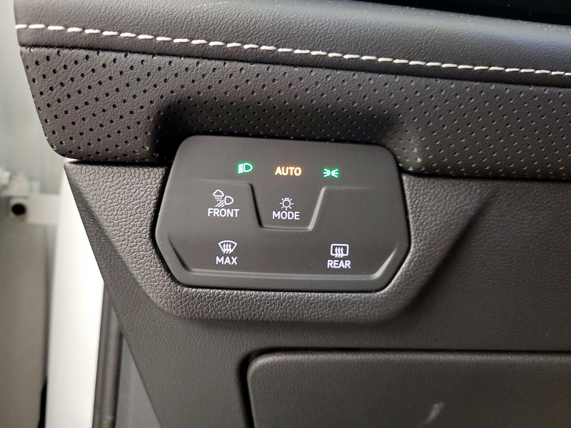 Thumbnail: 2025 Volkswagen Atlas - 13