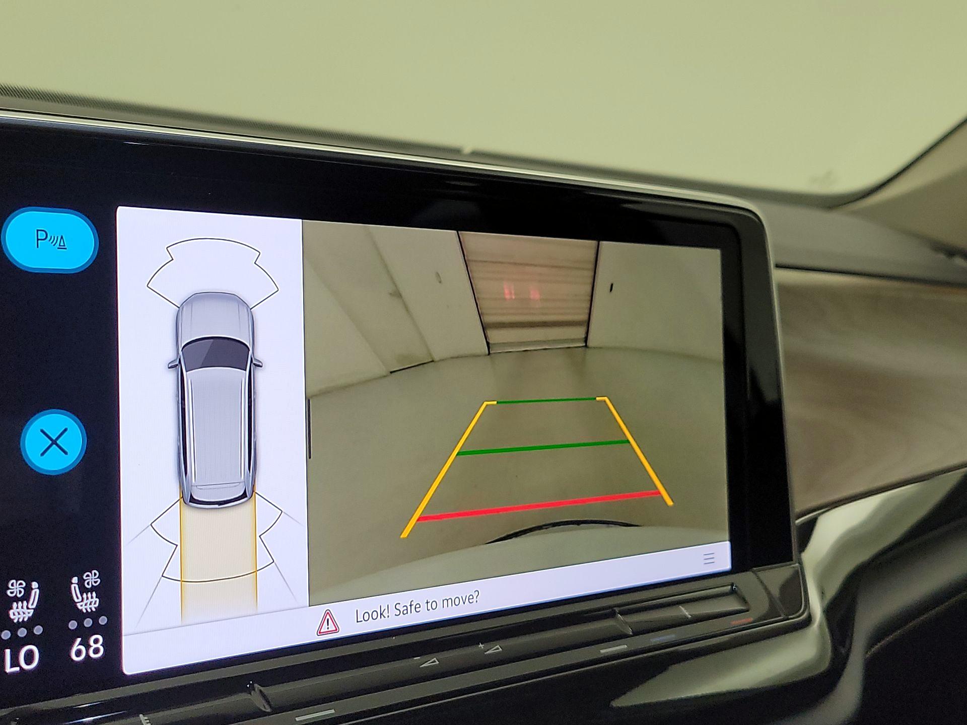 Thumbnail: 2025 Volkswagen Atlas - 14