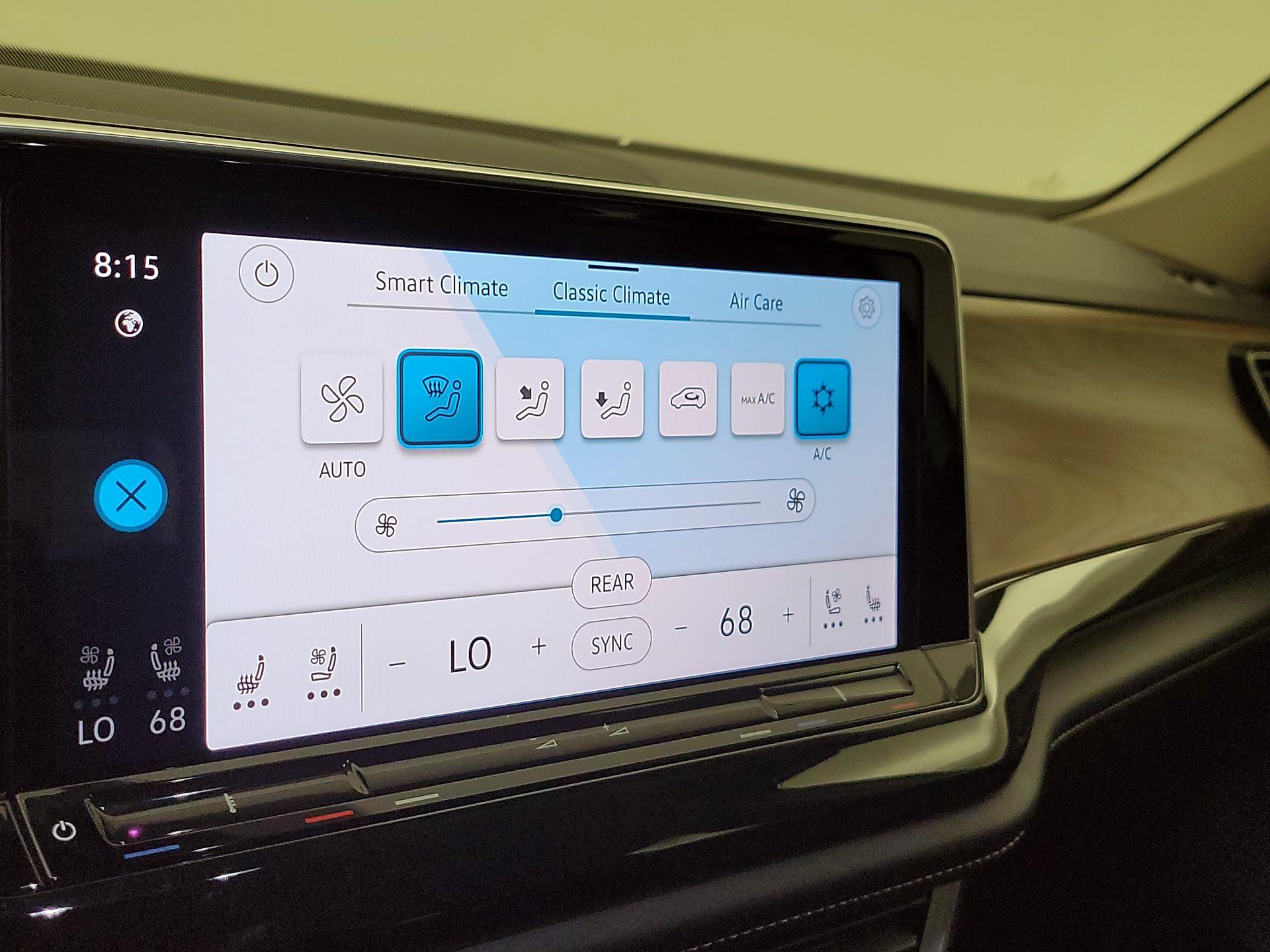 Thumbnail: 2025 Volkswagen Atlas - 16