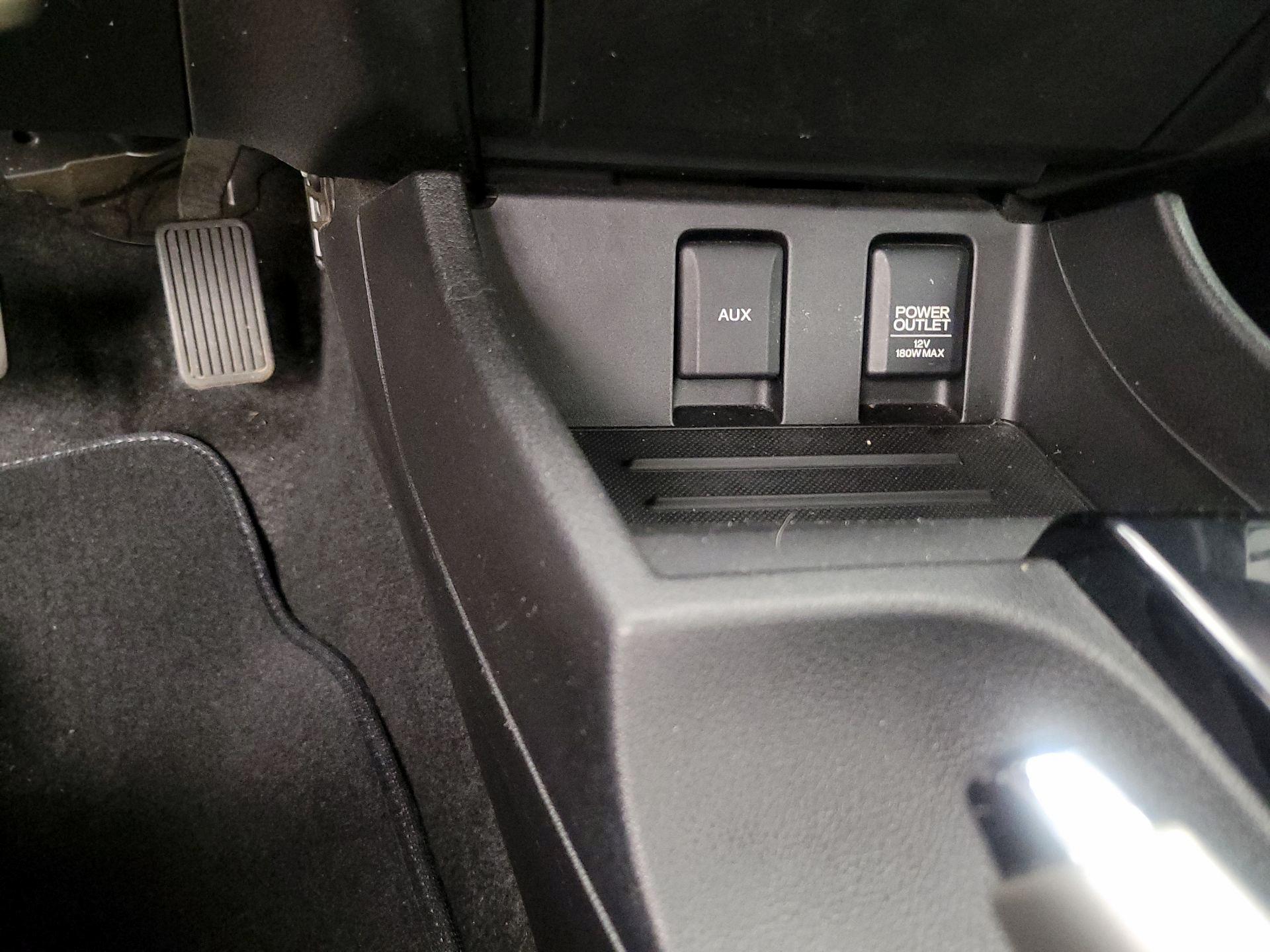 Thumbnail: 2014 Honda Civic - 18