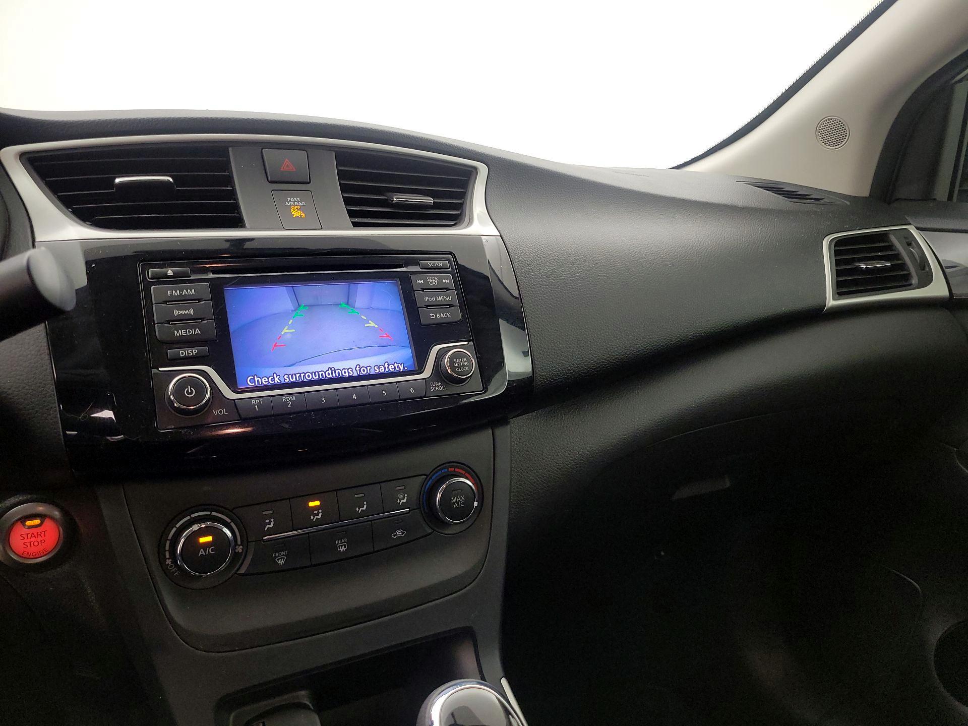 Thumbnail: 2017 Nissan Sentra - 14