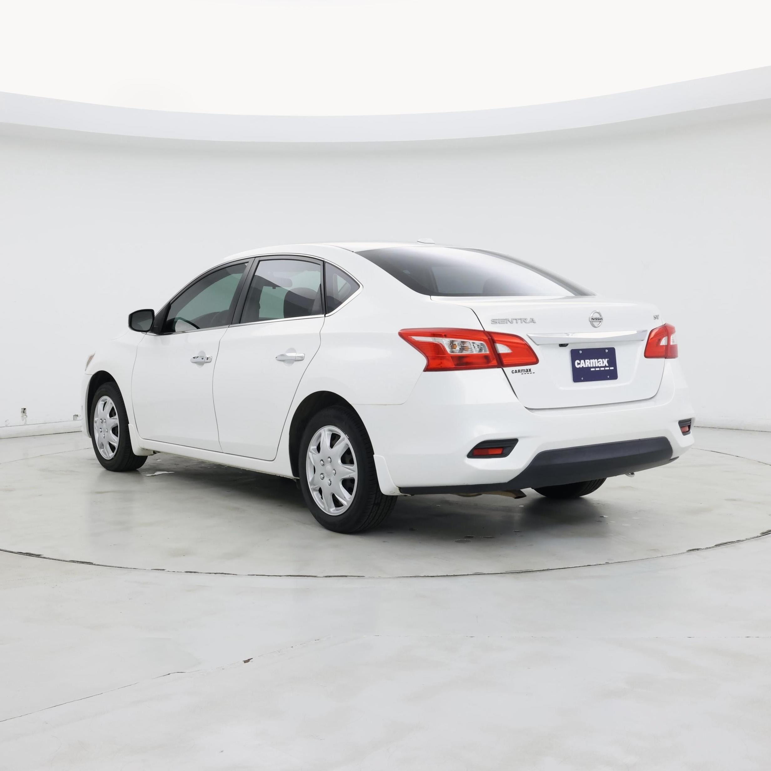 Thumbnail: 2017 Nissan Sentra - 2