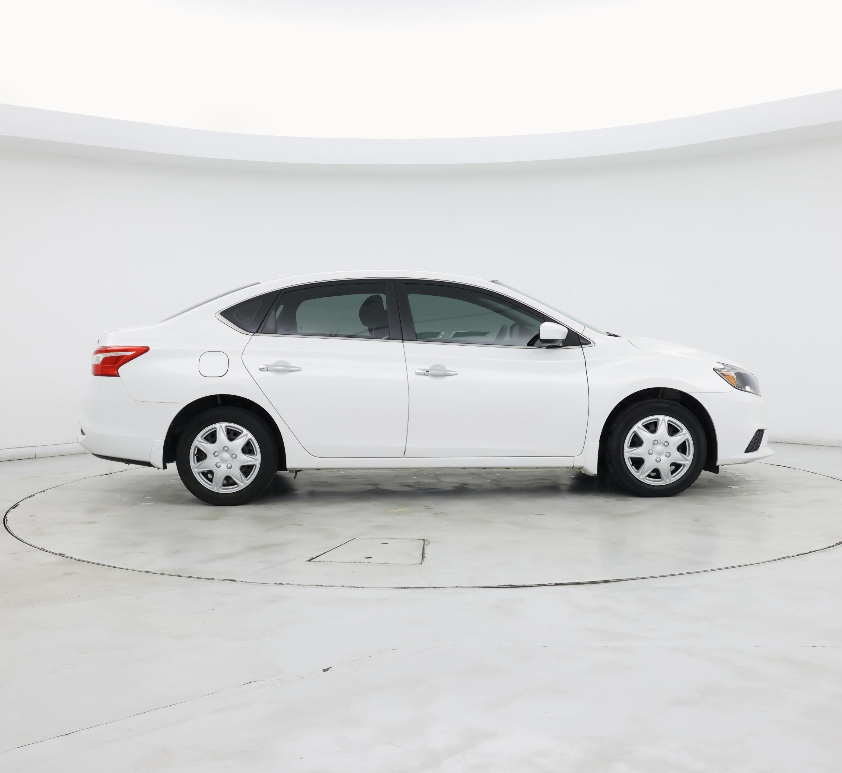 Thumbnail: 2017 Nissan Sentra - 7