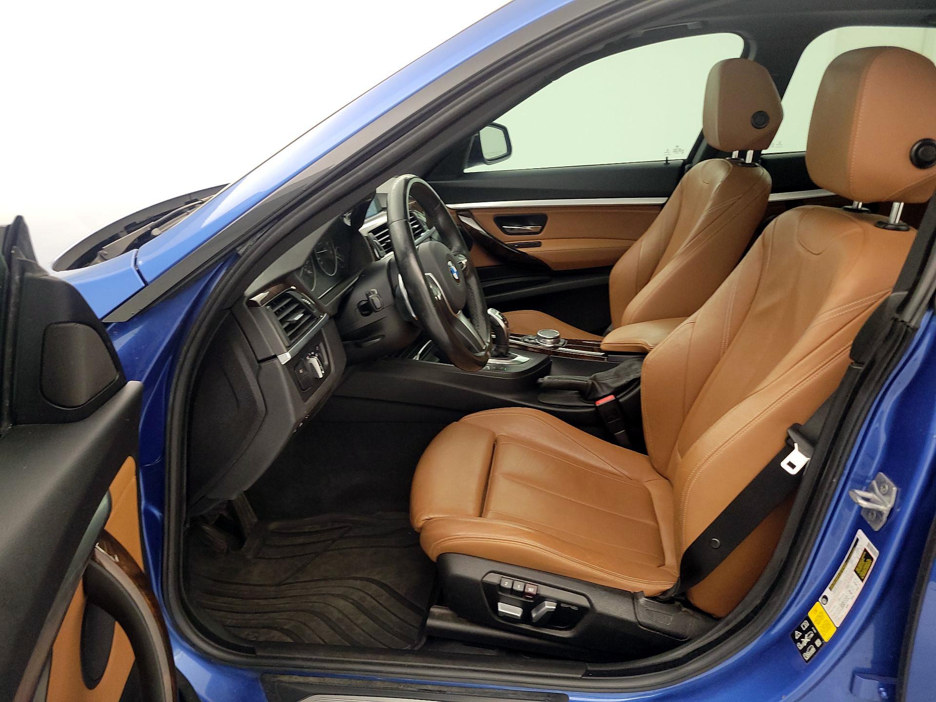 Thumbnail: 2016 BMW 3 Series - 11