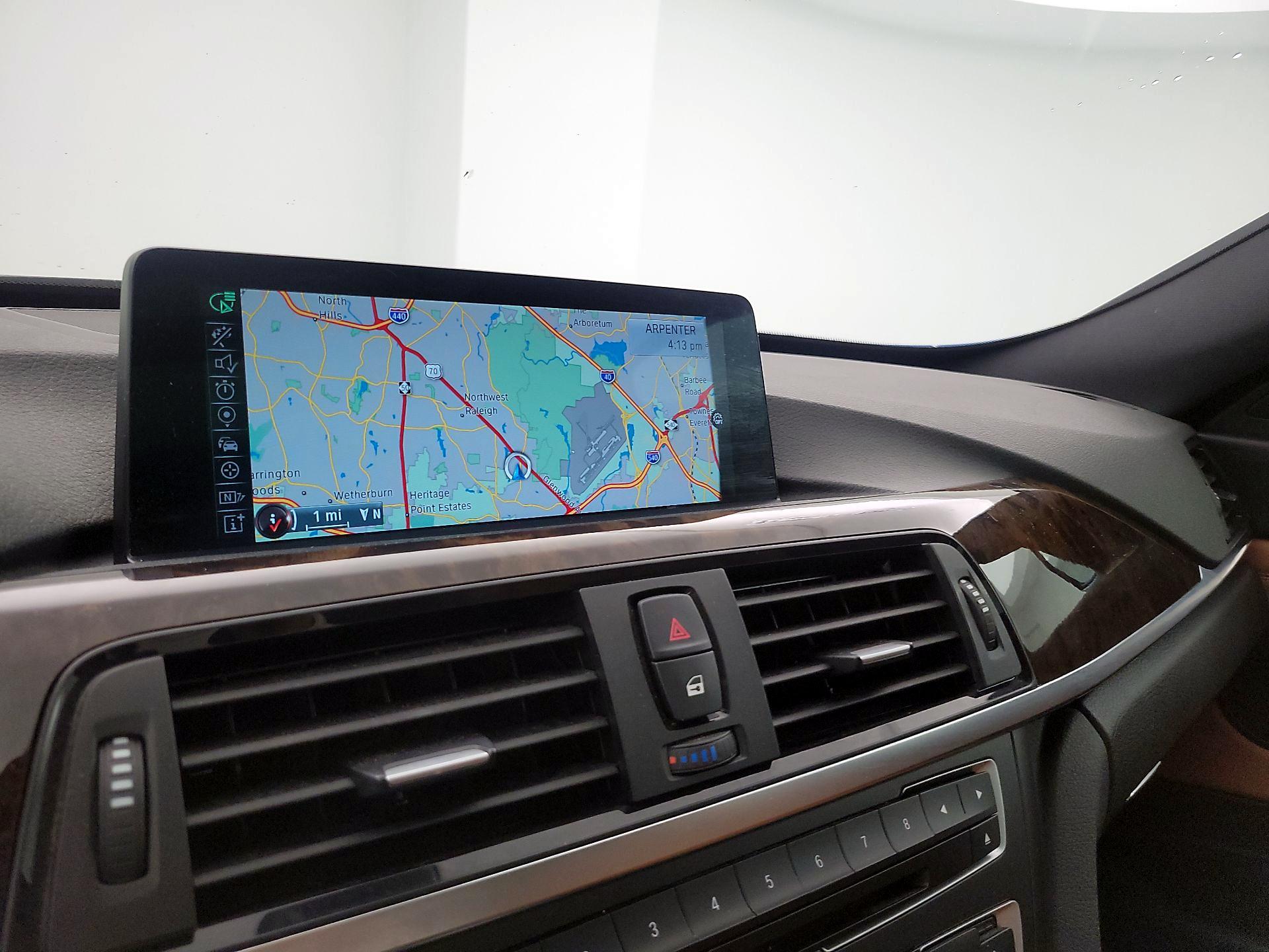 Thumbnail: 2016 BMW 3 Series - 14