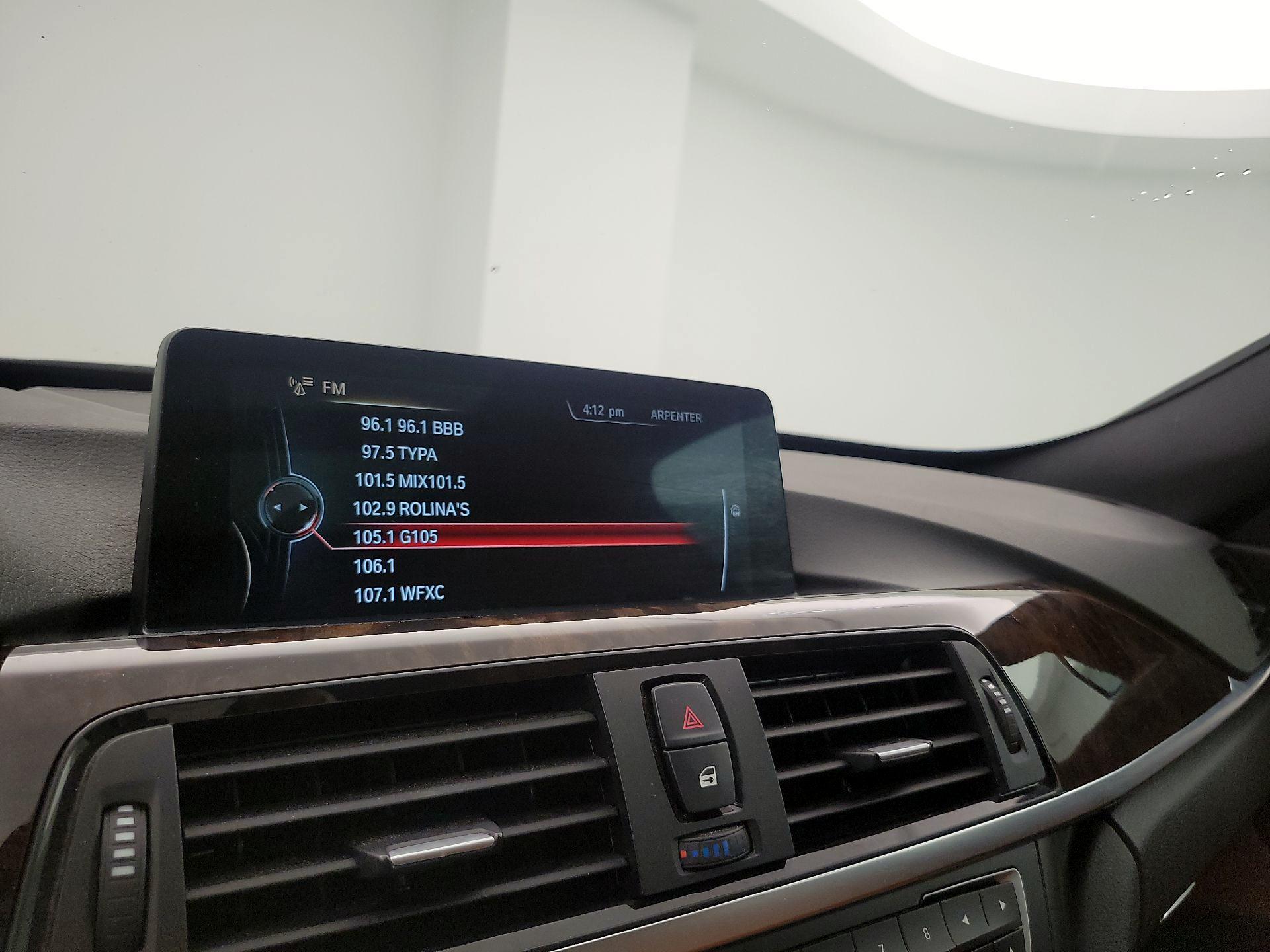 Thumbnail: 2016 BMW 3 Series - 16