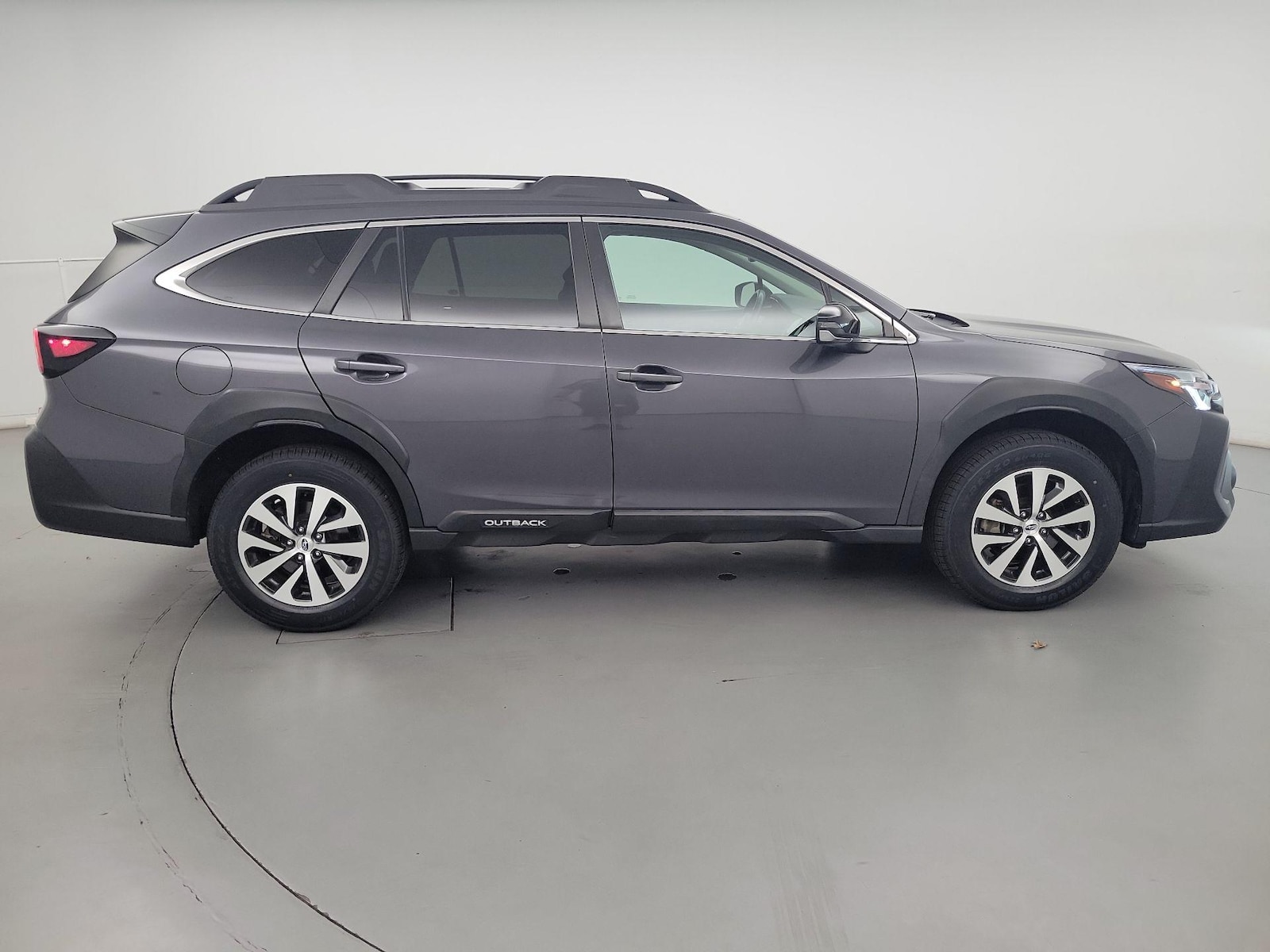 2023 Subaru Outback Premium - Photo 4