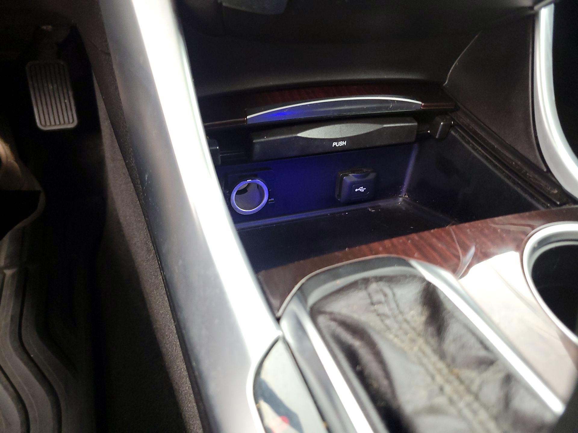 Thumbnail: 2015 Acura TLX - 19