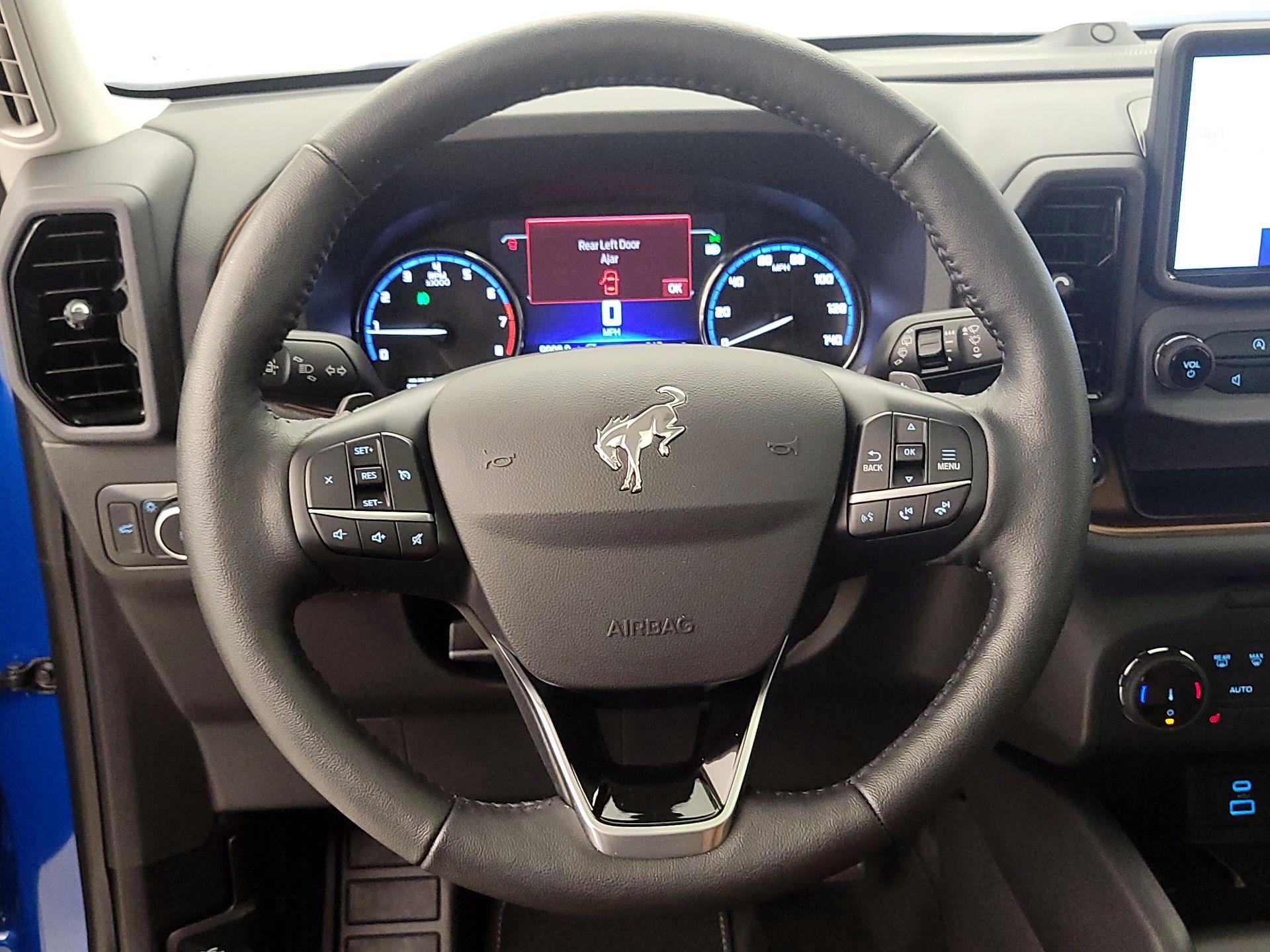 Thumbnail: 2022 Ford Bronco Sport - 10