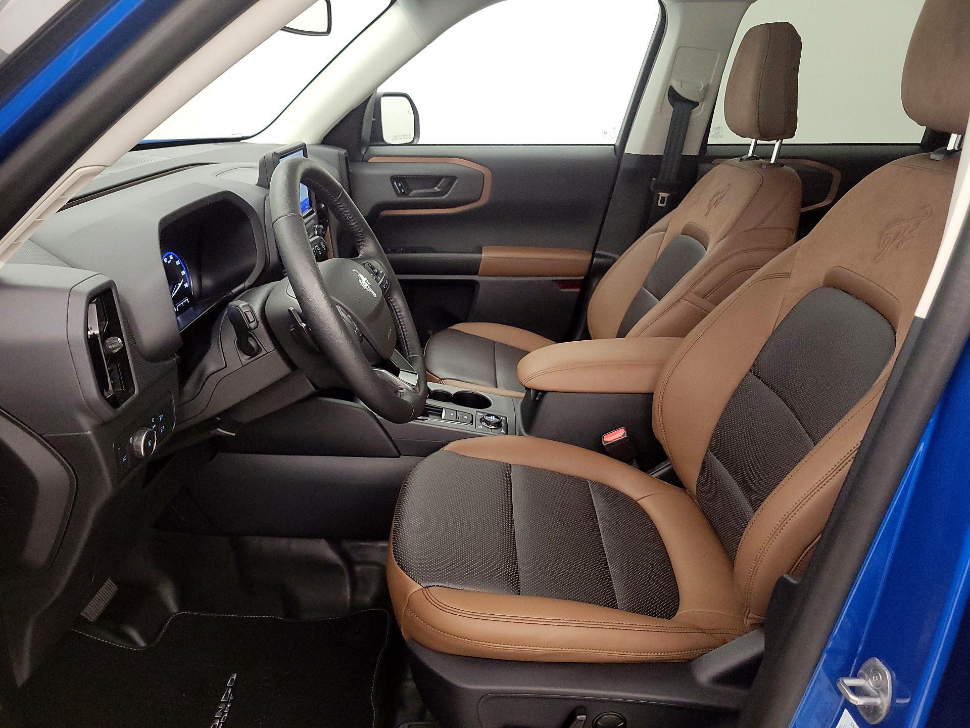 Thumbnail: 2022 Ford Bronco Sport - 11