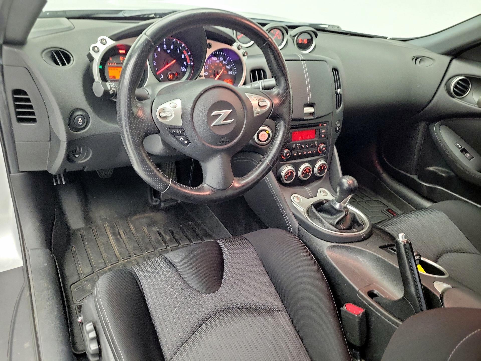 Thumbnail: 2019 Nissan Z - 9