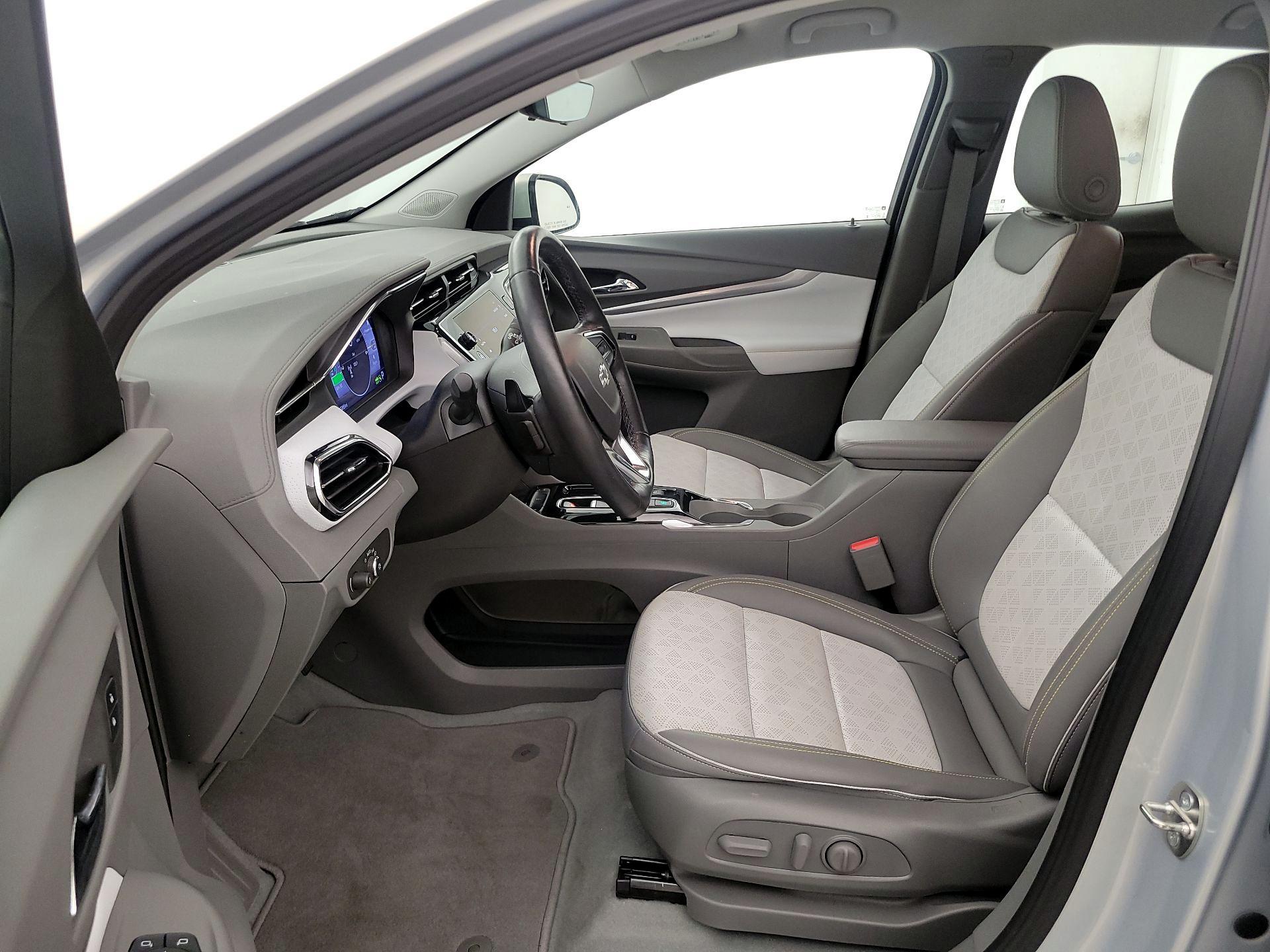 Thumbnail: 2023 Chevrolet Bolt EUV - 11