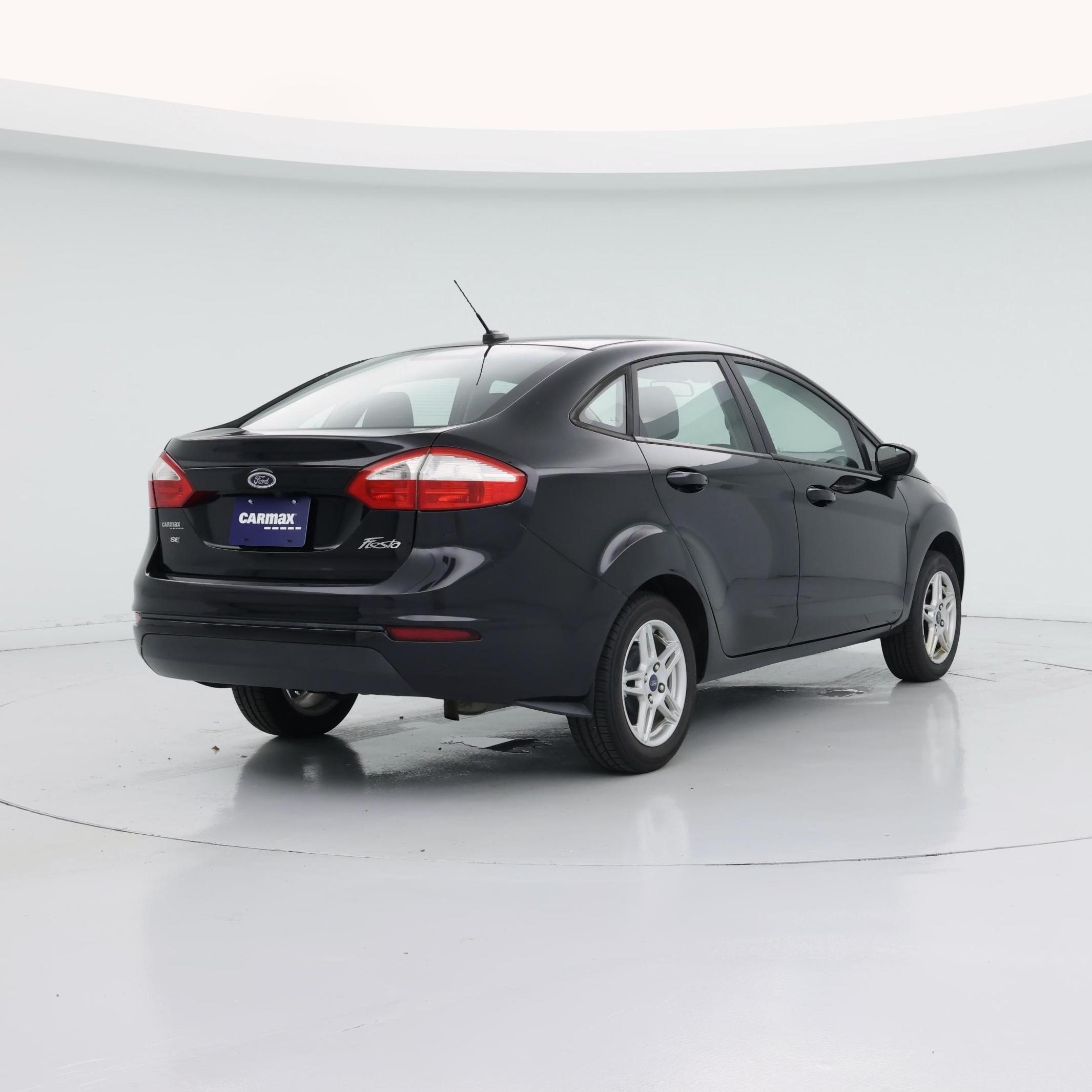 Thumbnail: 2019 Ford Fiesta - 8