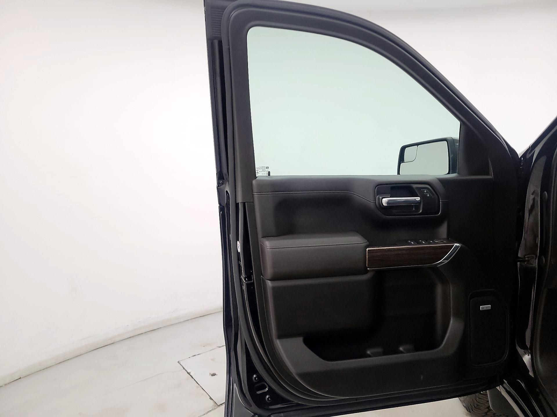 Thumbnail: 2021 Chevrolet Silverado 1500 - 12