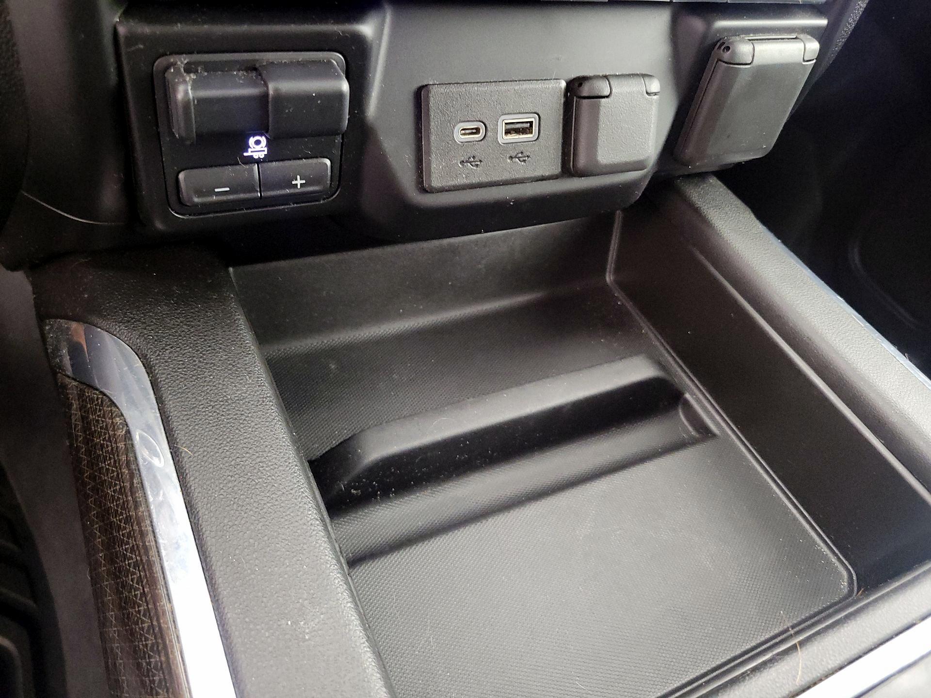 Thumbnail: 2021 Chevrolet Silverado 1500 - 18