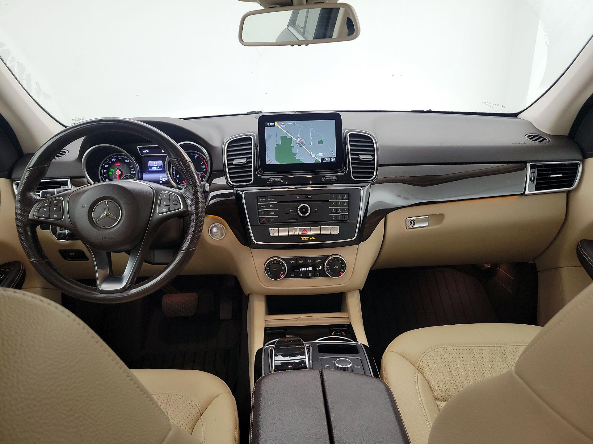 Thumbnail: 2016 Mercedes-Benz GLE - 9