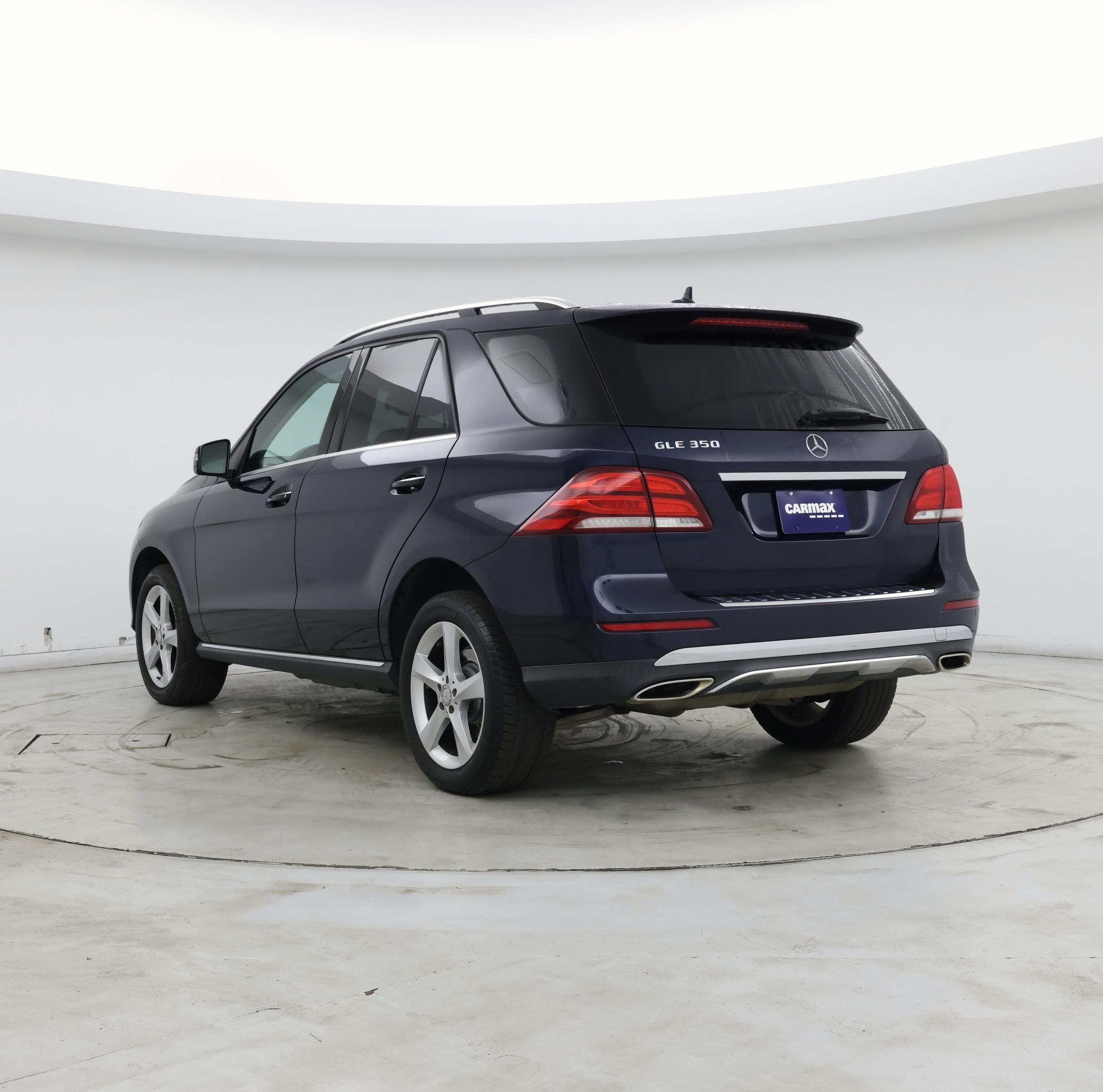 Thumbnail: 2016 Mercedes-Benz GLE - 2