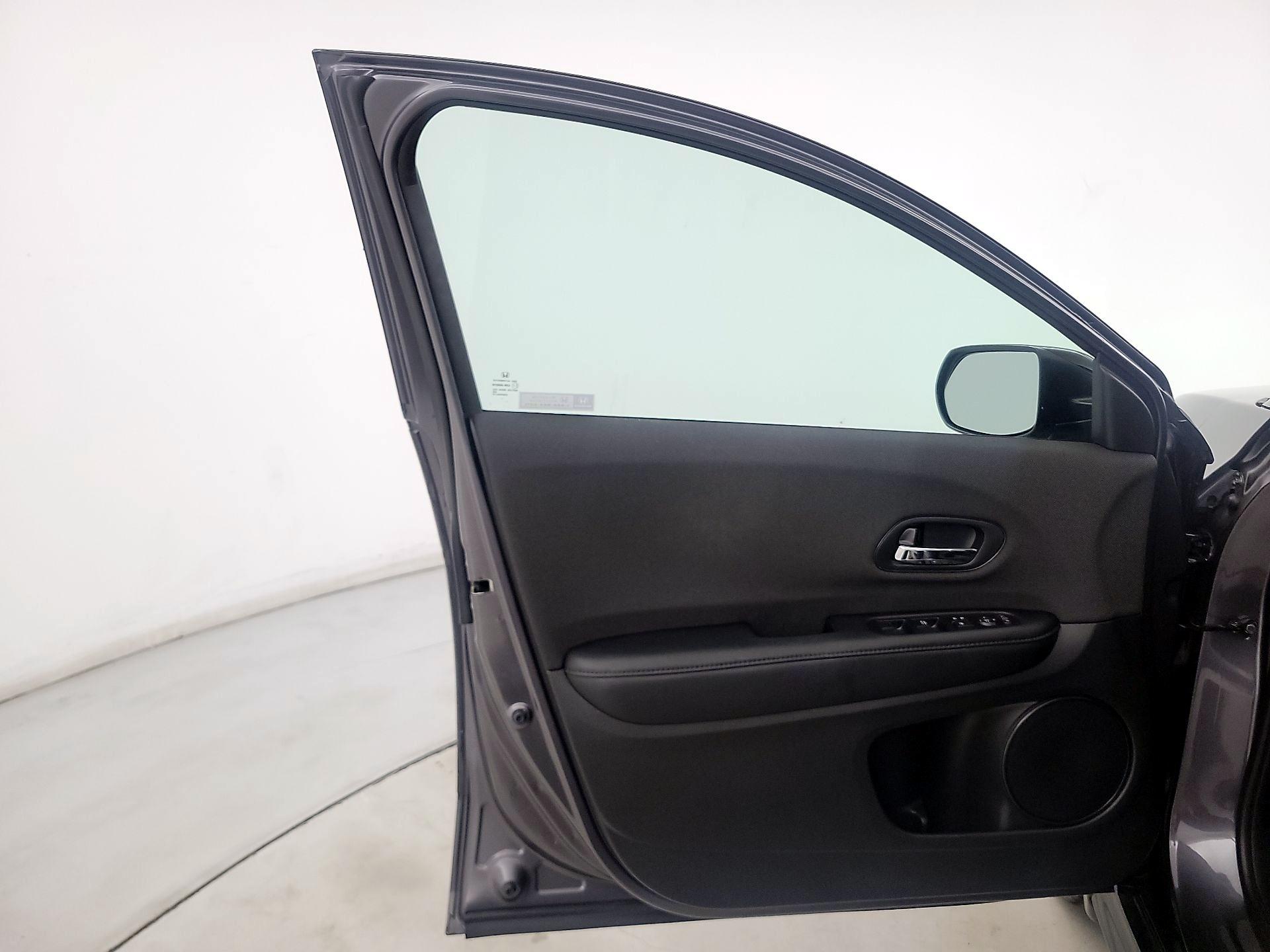 Thumbnail: 2022 Honda HR-V - 12