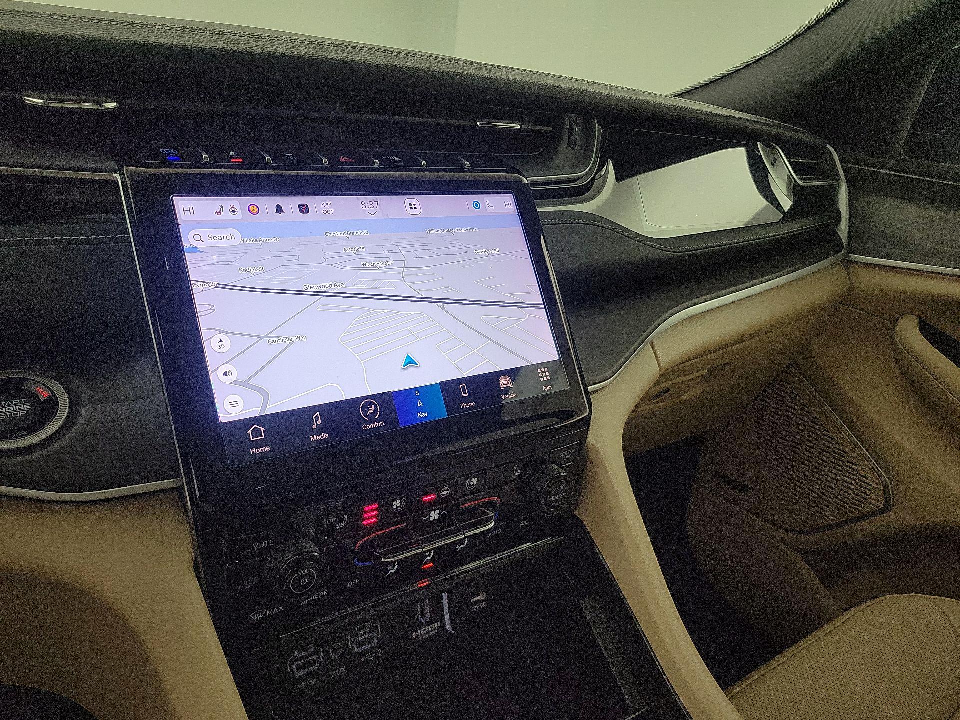 Thumbnail: 2024 Jeep Grand Cherokee - 14