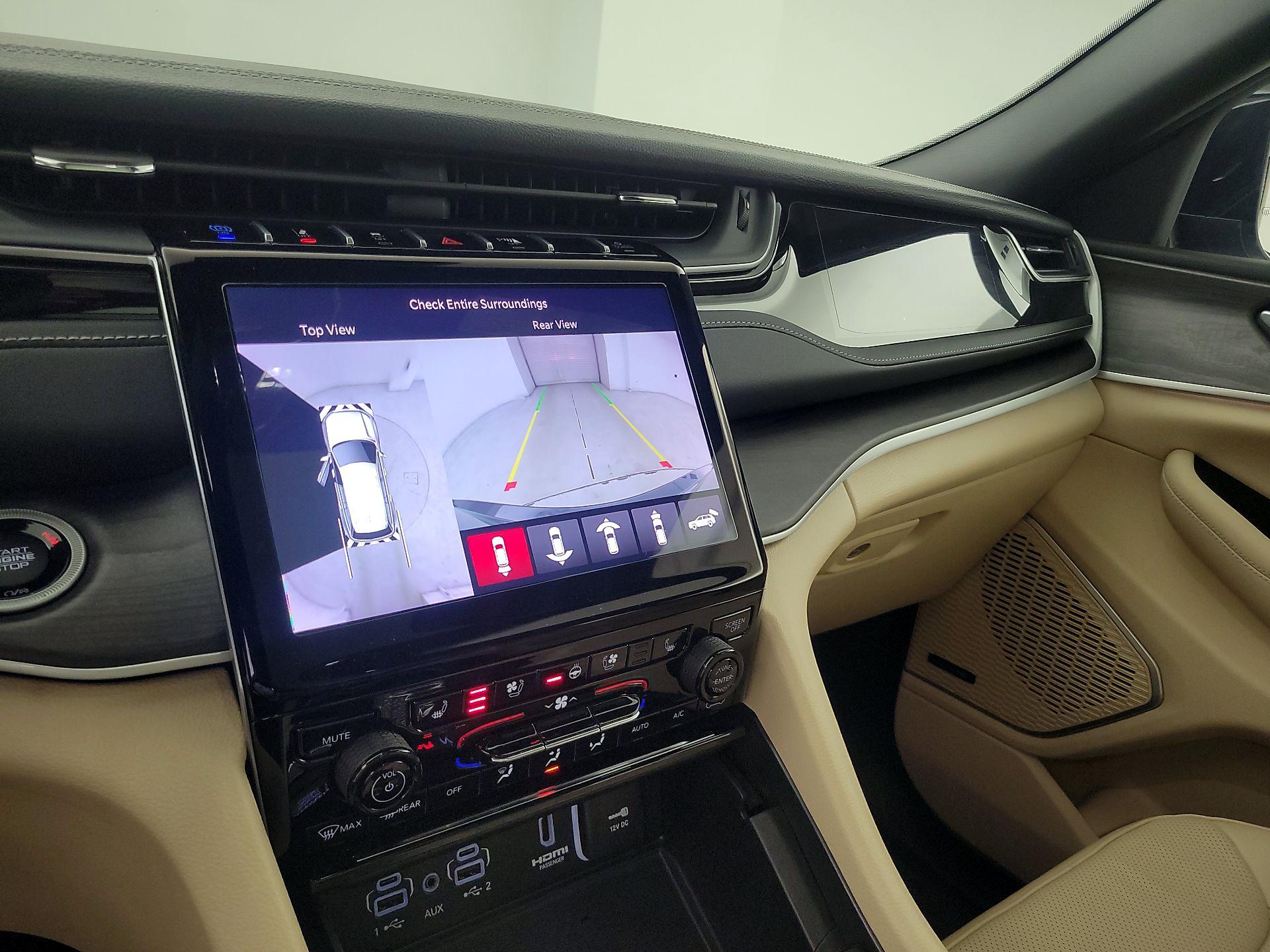 Thumbnail: 2024 Jeep Grand Cherokee - 15