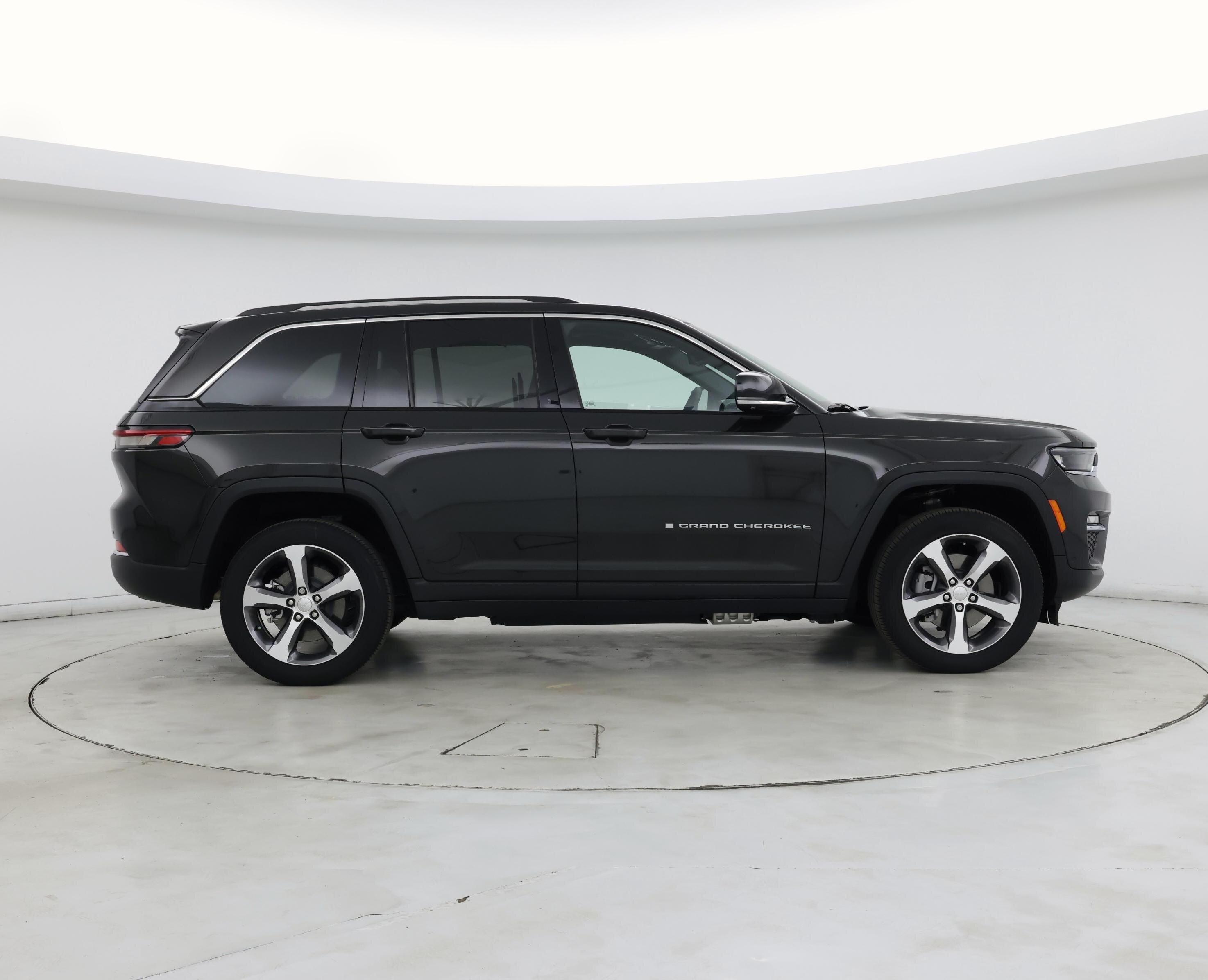 Thumbnail: 2024 Jeep Grand Cherokee - 7