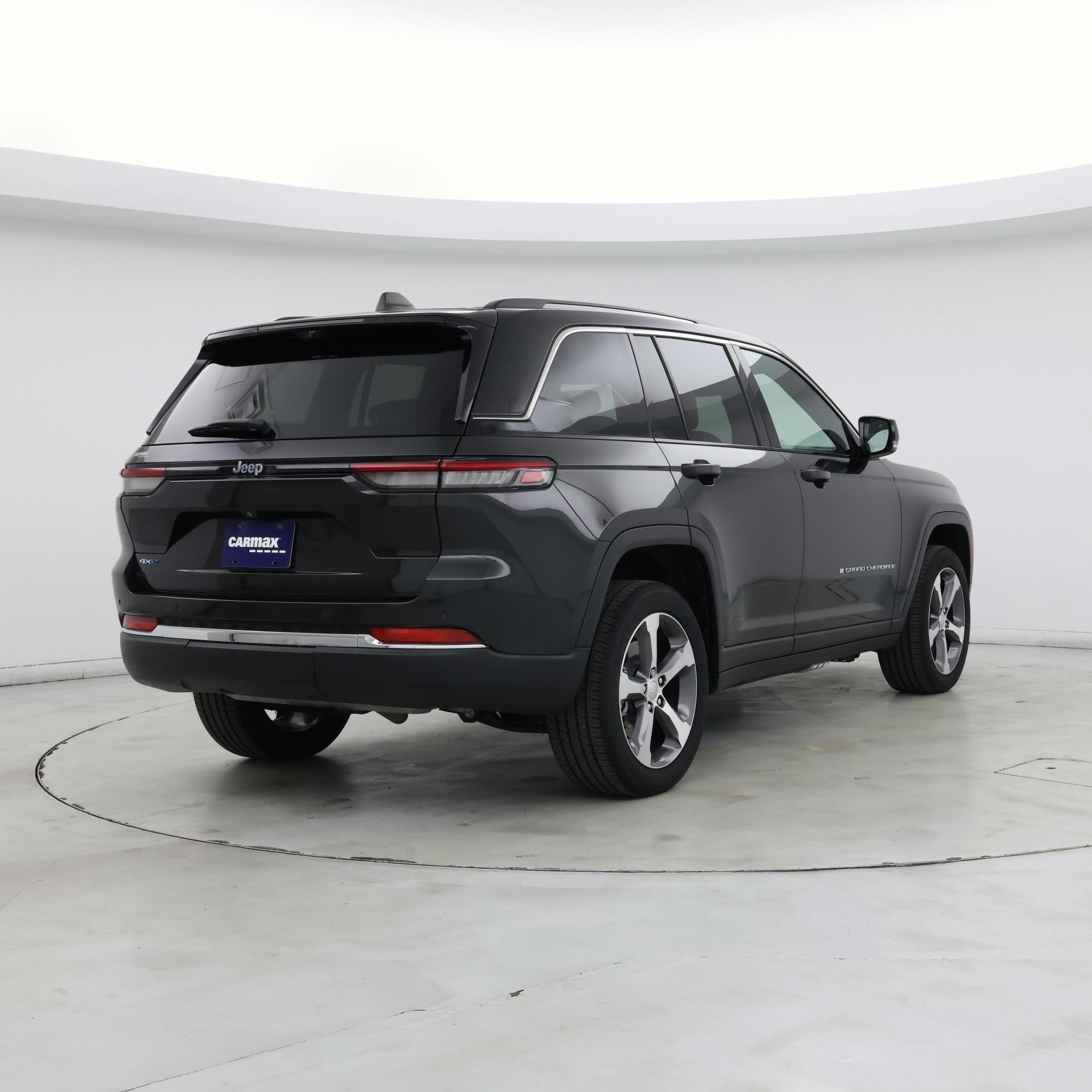 Thumbnail: 2024 Jeep Grand Cherokee - 8