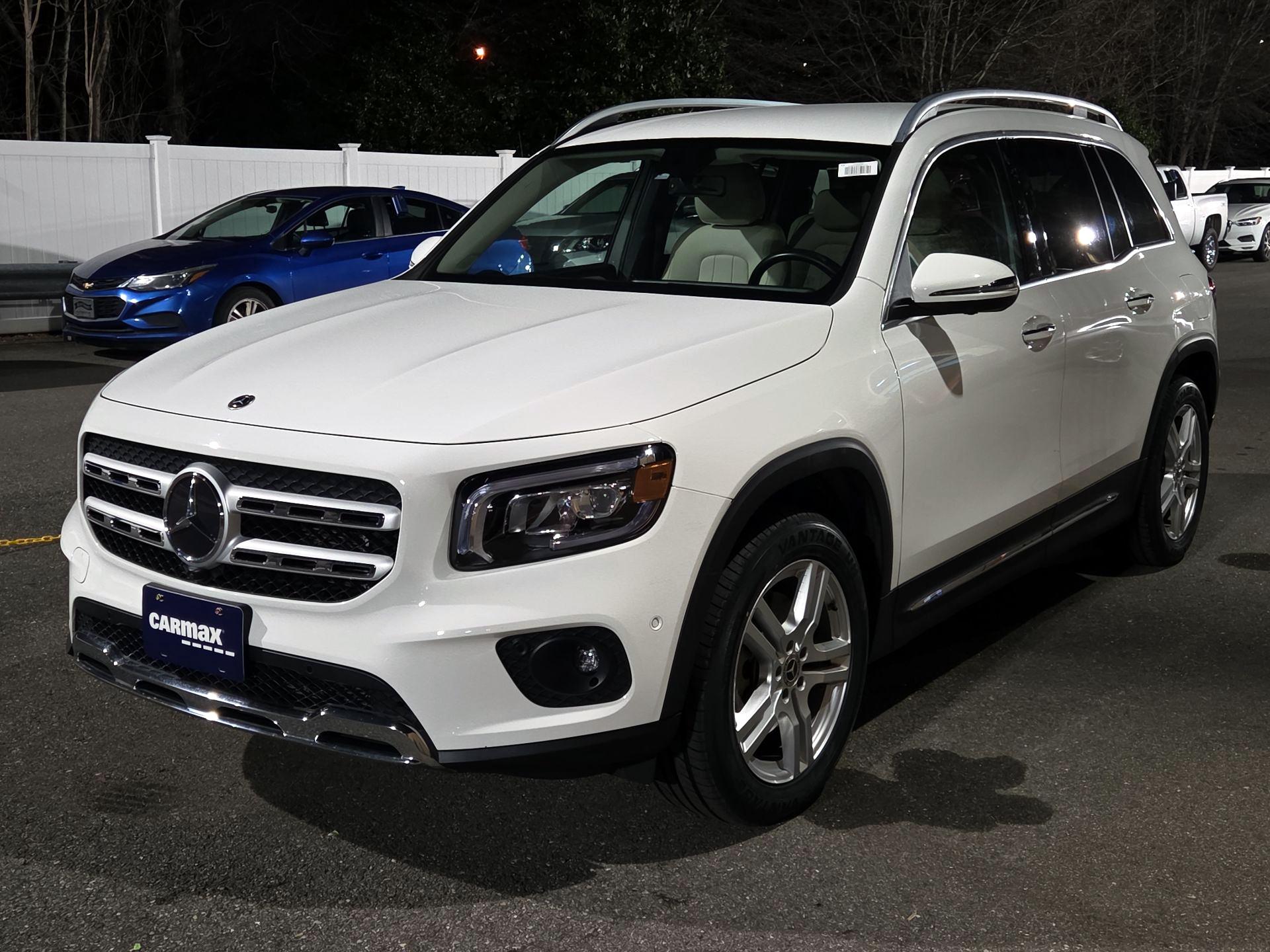 Thumbnail: 2022 Mercedes-Benz GLB - 3