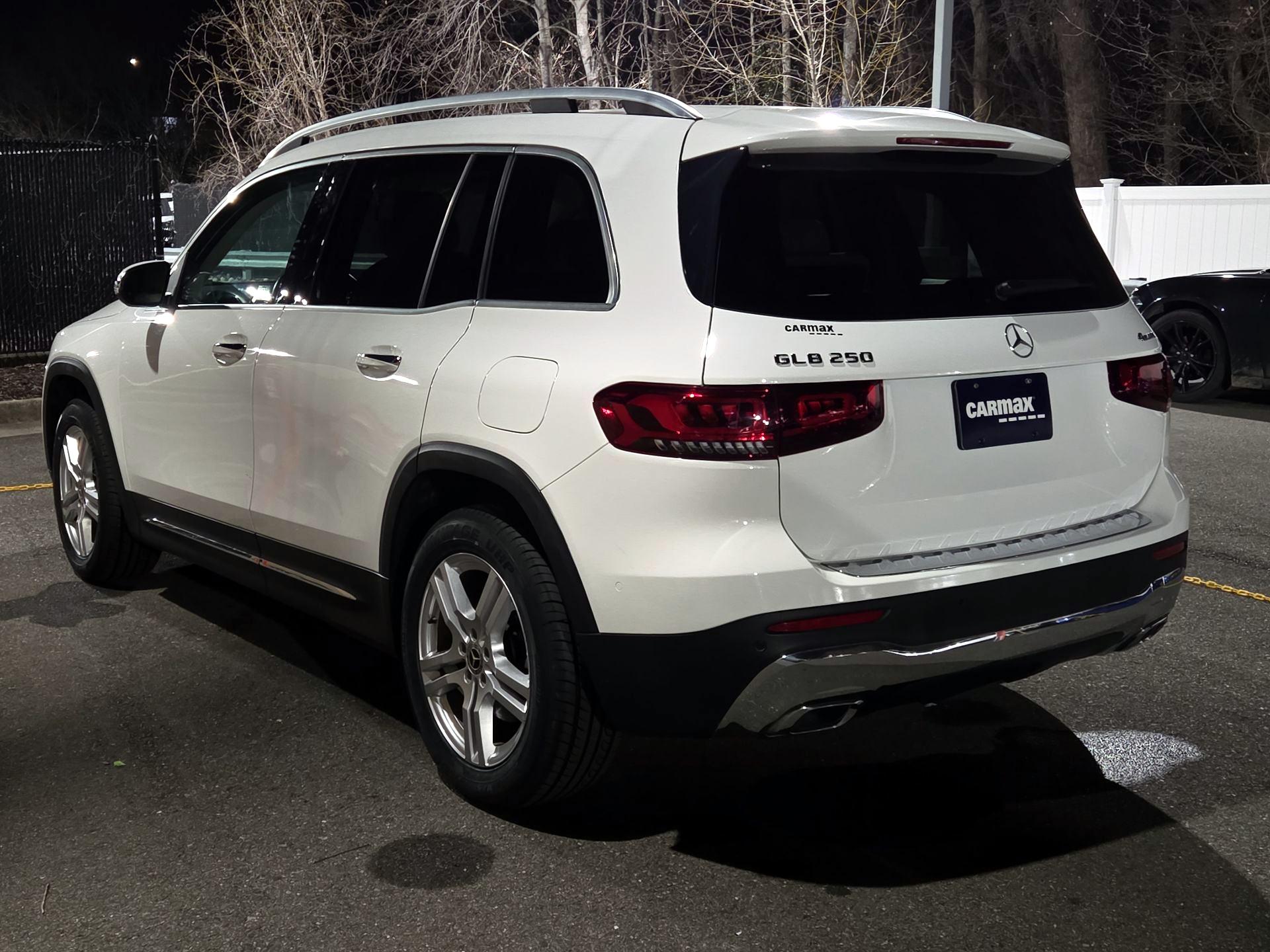 Thumbnail: 2022 Mercedes-Benz GLB - 7