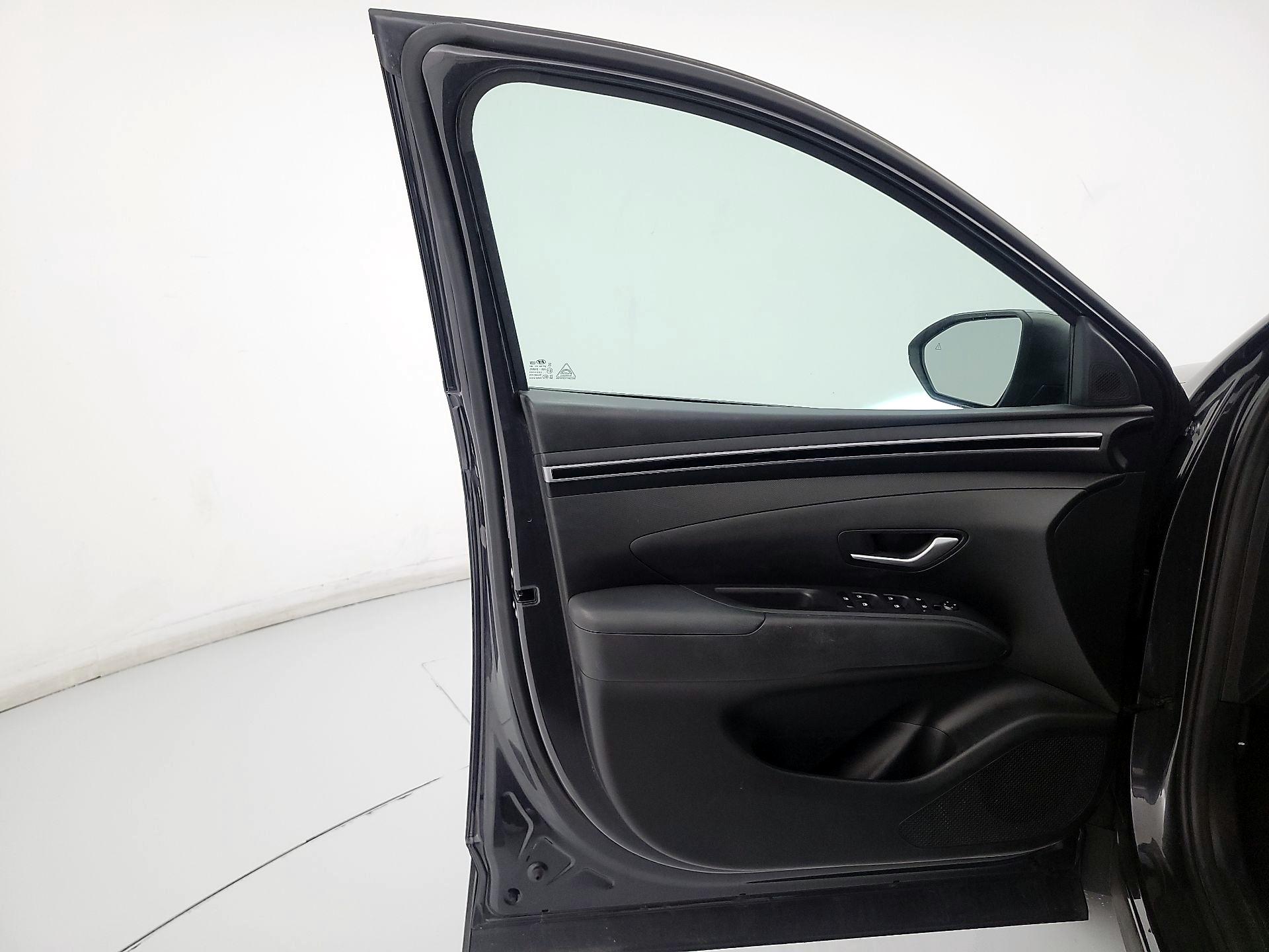 Thumbnail: 2023 Hyundai Tucson - 12